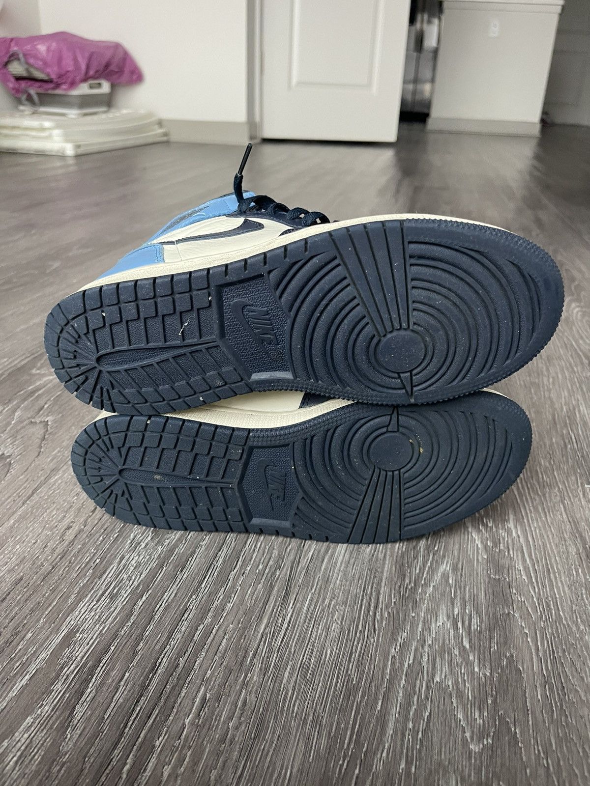Jordan Brand Jordan Obsidian 1s Size US 6 / EU 39 - 5 Thumbnail