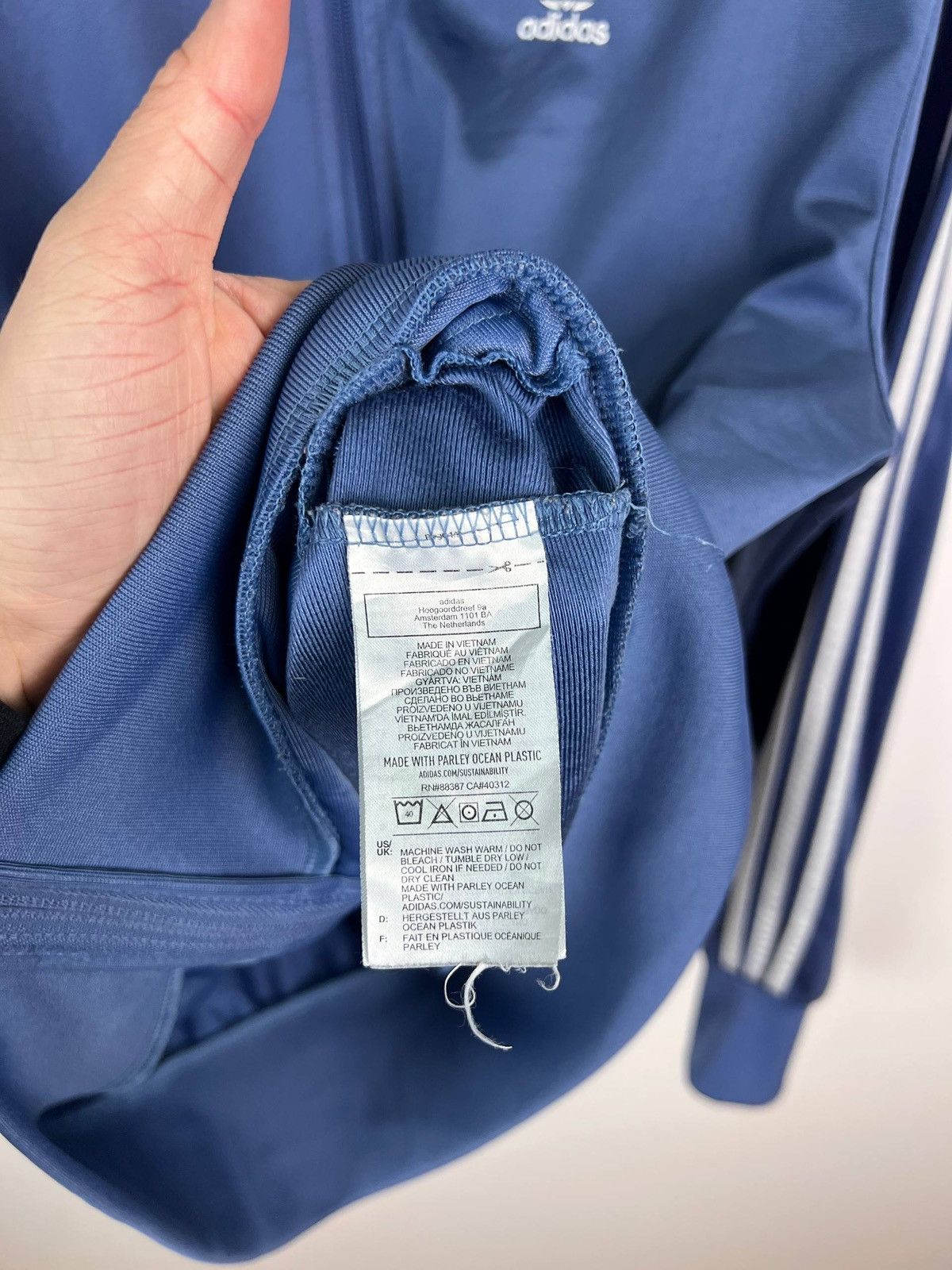 Adidas Adidas Track top zip sweatshirt size M Size US M / EU 48-50 / 2 - 5 Thumbnail