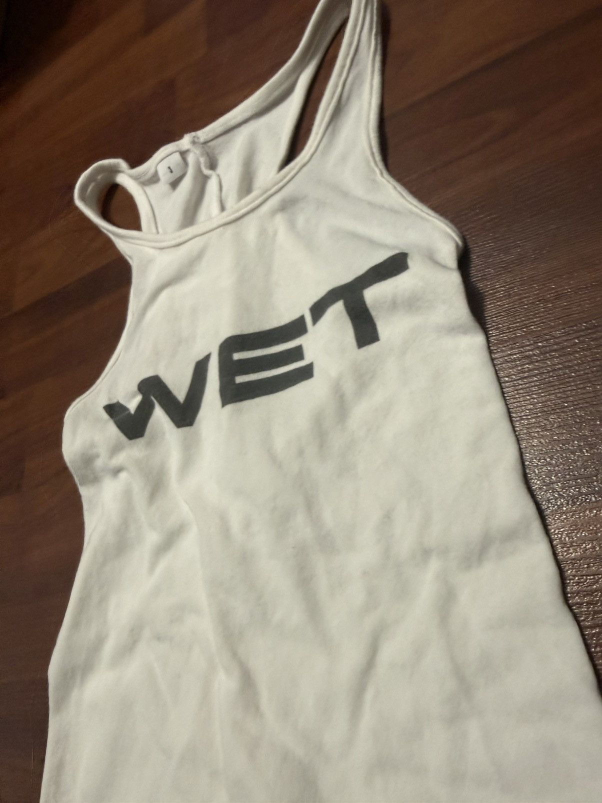 海外ガール必見！カニエ・ウェスト WET タンクトップ 楽天市場】新品未使用品 YEEZY MOWALOLA イージー モワローラ WET