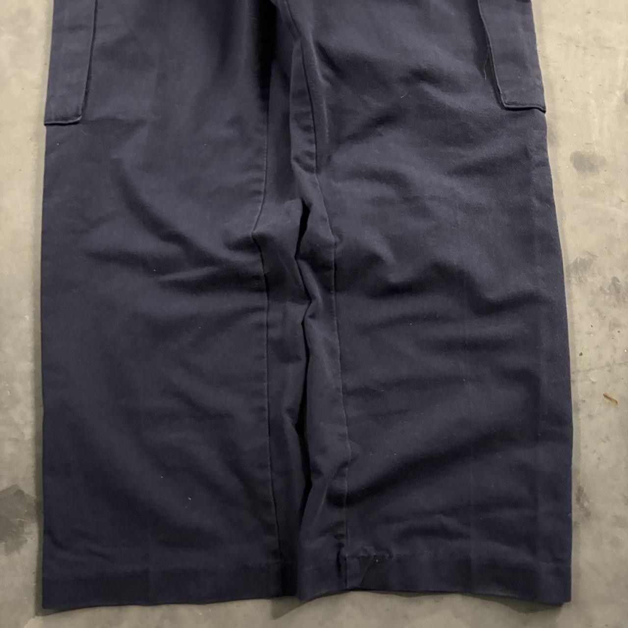 Vintage Crazy Vintage Y2K/2000s Navy Blue Streetwear Skater Style Essential Cargo Pants! 32x28 Size US 32 / EU 48 - 6 Thumbnail