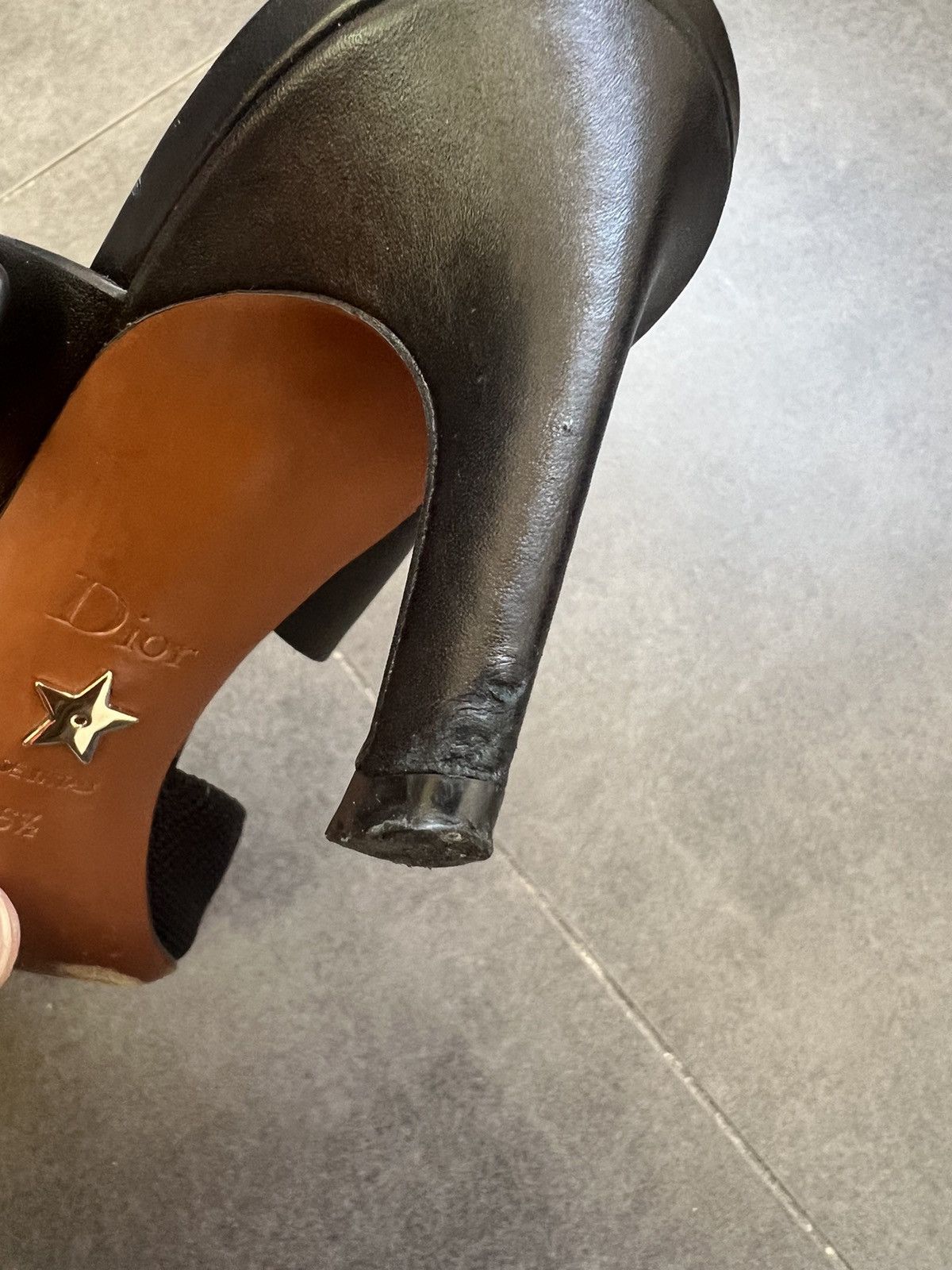 Dior Dior D logo buckle kitten heels mules sandals Size US 6.5 / IT 36.5 - 12 Thumbnail