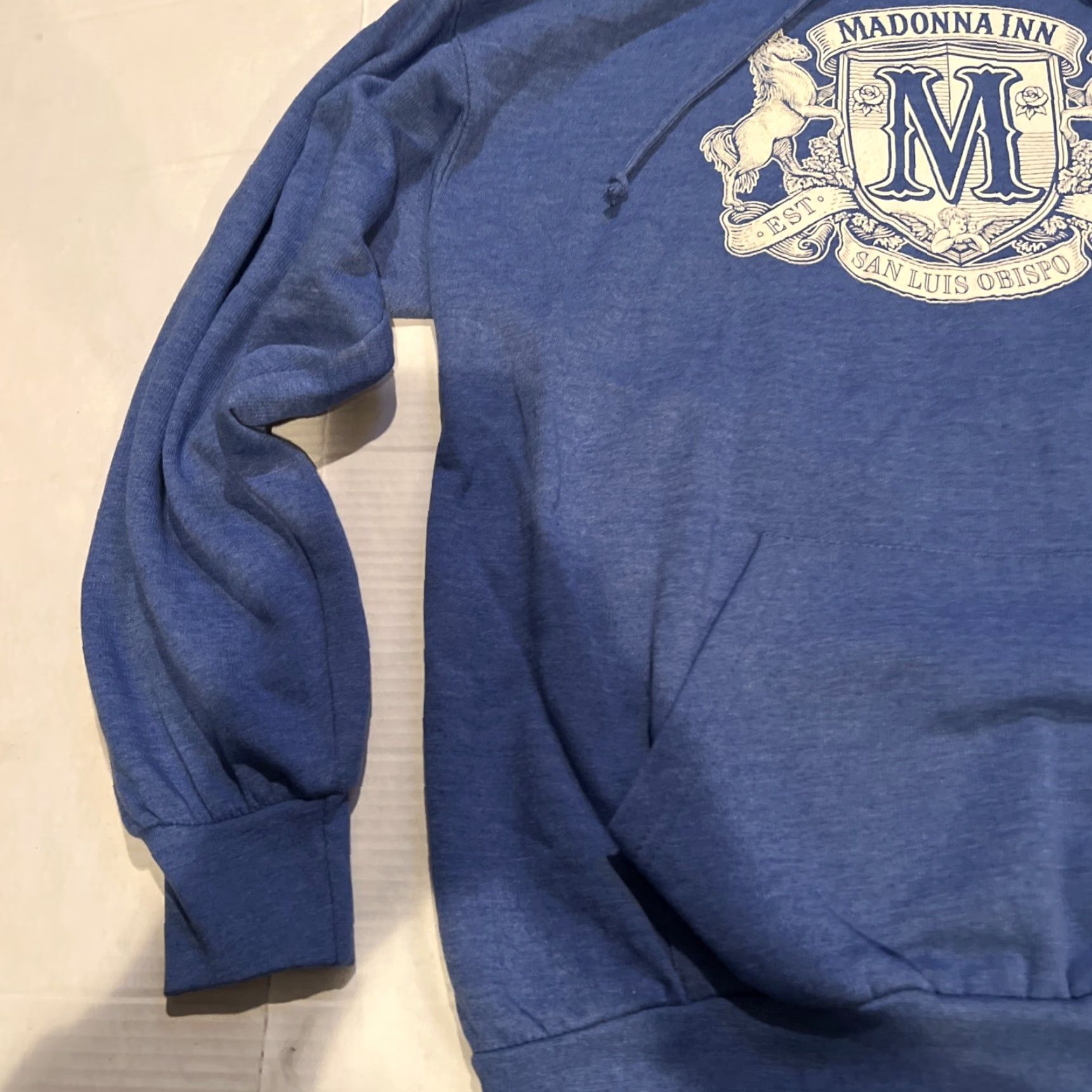 Vintage MV Sport Hoodie Mens XL Blue Official Madonna Inn Hotel San Luis Obispo Sweatshirt Hooded Crew Neck Graphic Print Pockets Logo Vintage: No Size US L / EU 52-54 / 3 - 2 Thumbnail