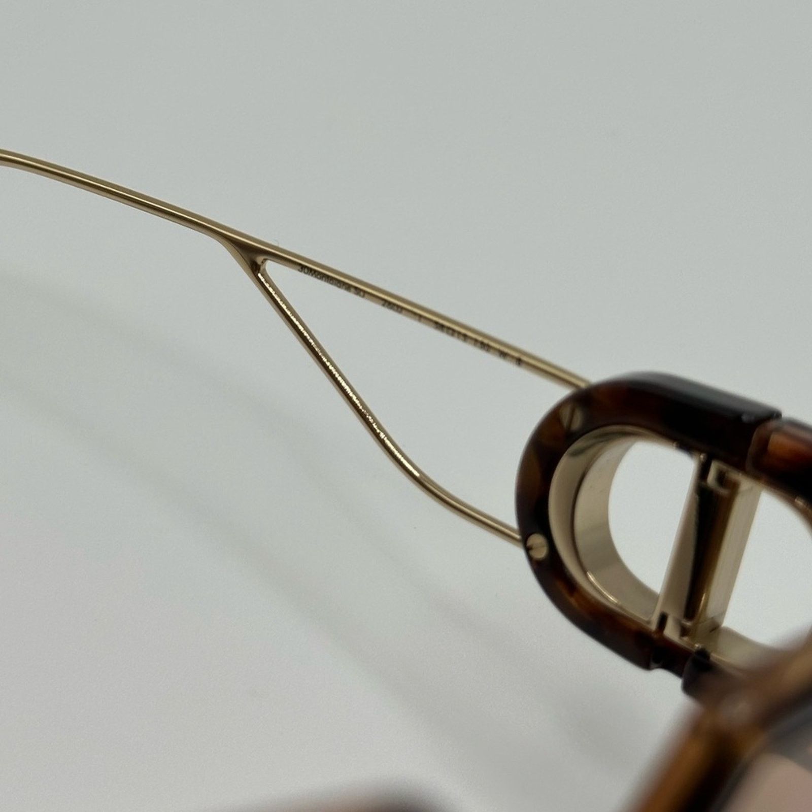 Dior NEW Dior Sunglasses 30Montaigne SU 26L0 Blonde Havana Violet Size ONE SIZE - 6 Thumbnail