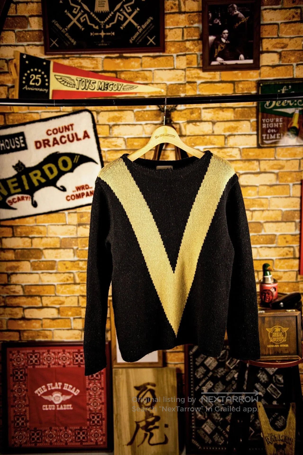 Japanese Brand Classic Black V-Neck Sweater with Cream Accent. Size US S / EU 44-46 / 1 - 1 Thumbnail