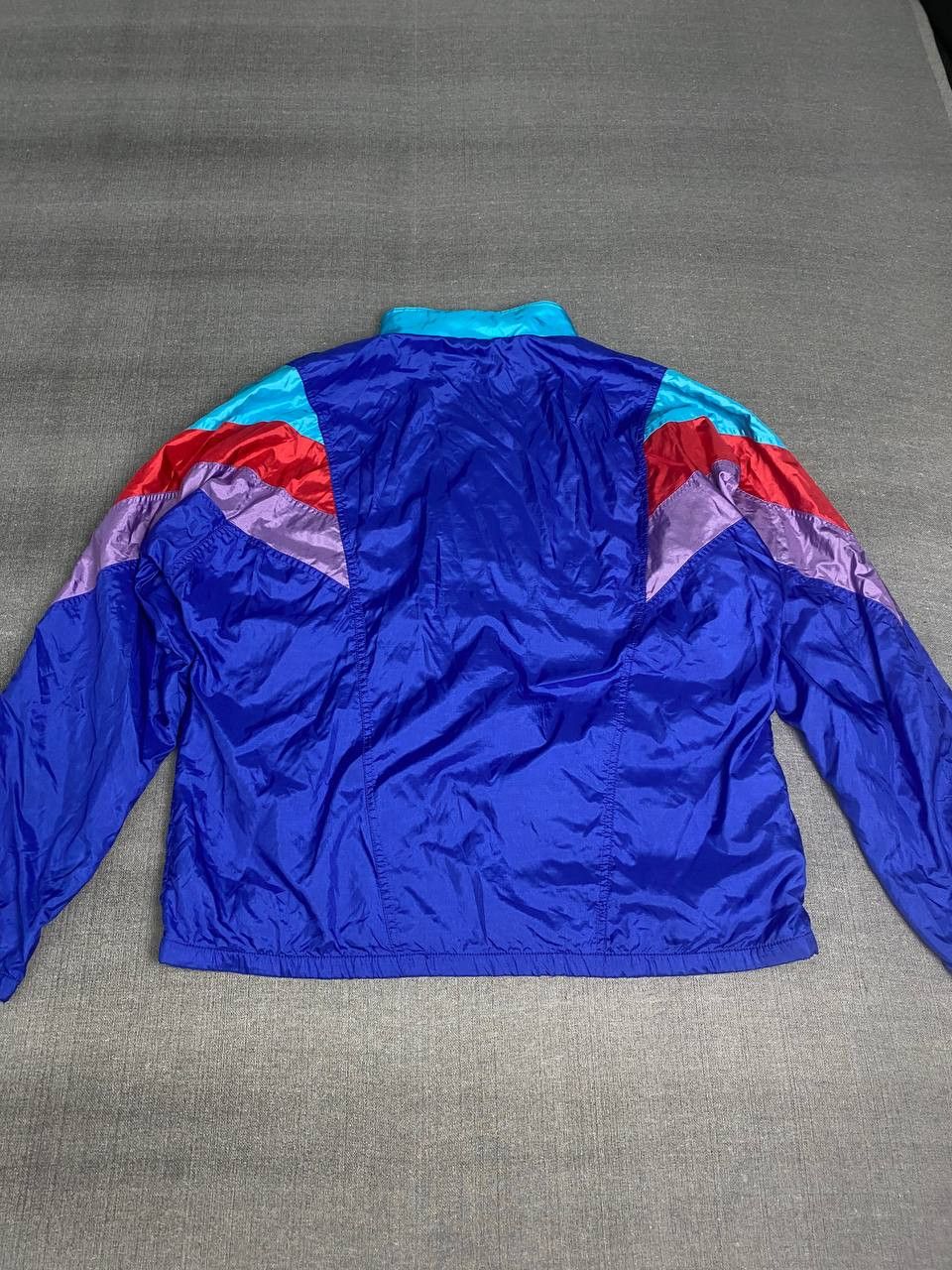 Adidas × Japanese Brand ADIDAS VINTAGE JACKET 90s Size US L / EU 52-54 / 3 - 3 Thumbnail