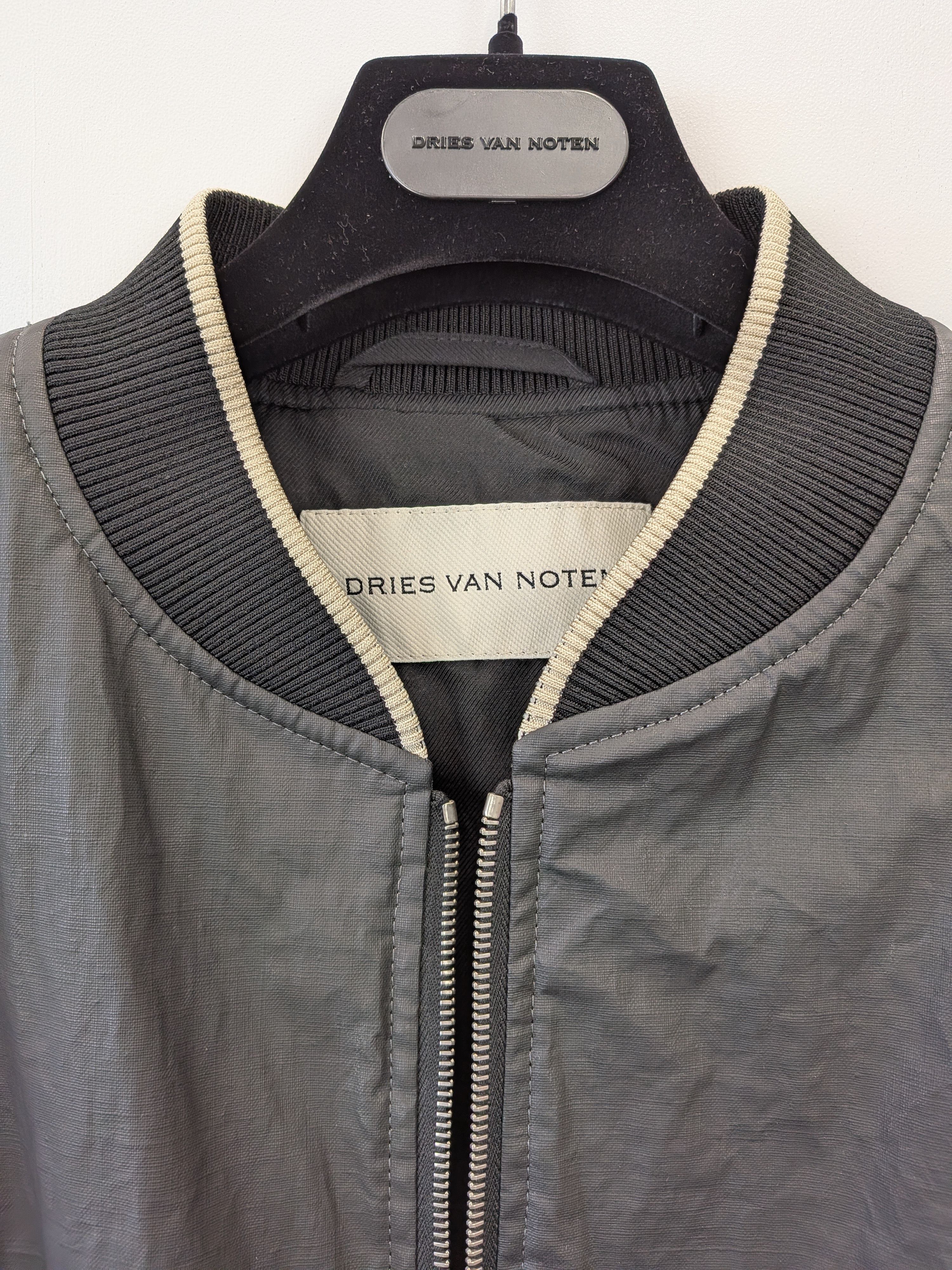 Dries Van Noten Dries Van Noten Volker Bomber Jacket Black Cream Large Size US L / EU 52-54 / 3 - 2 Thumbnail
