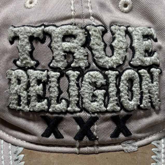 True Religion 2000s TRUE RELIGION DISTRESSED CAP DESTROYED HAT Size ONE SIZE - 3 Thumbnail