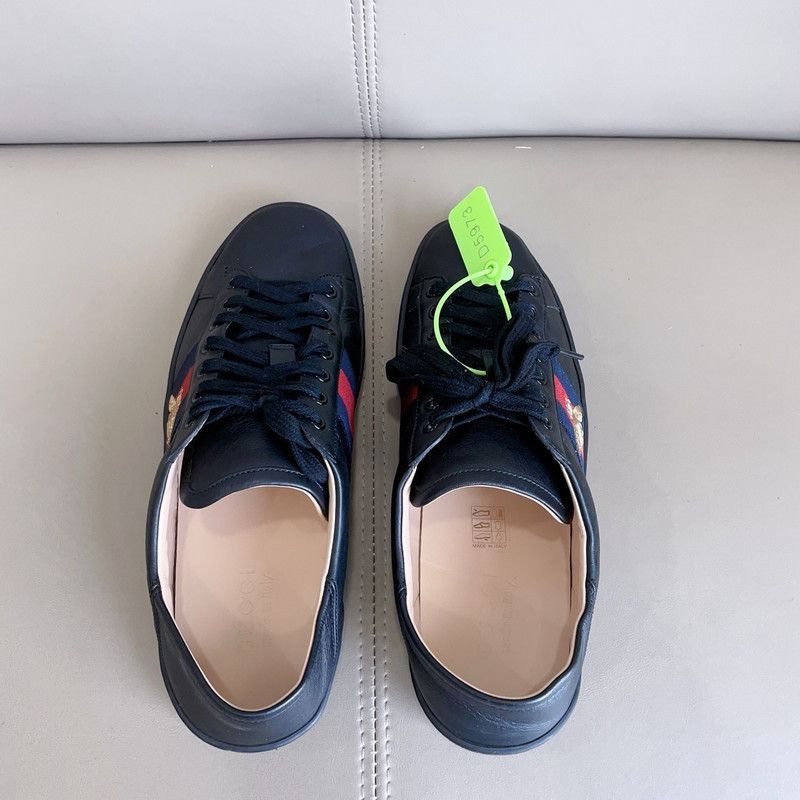 Gucci Gucci Black Low-Top Sneakers for Men and Women - Size US 9 / EU 42 - 4 Thumbnail