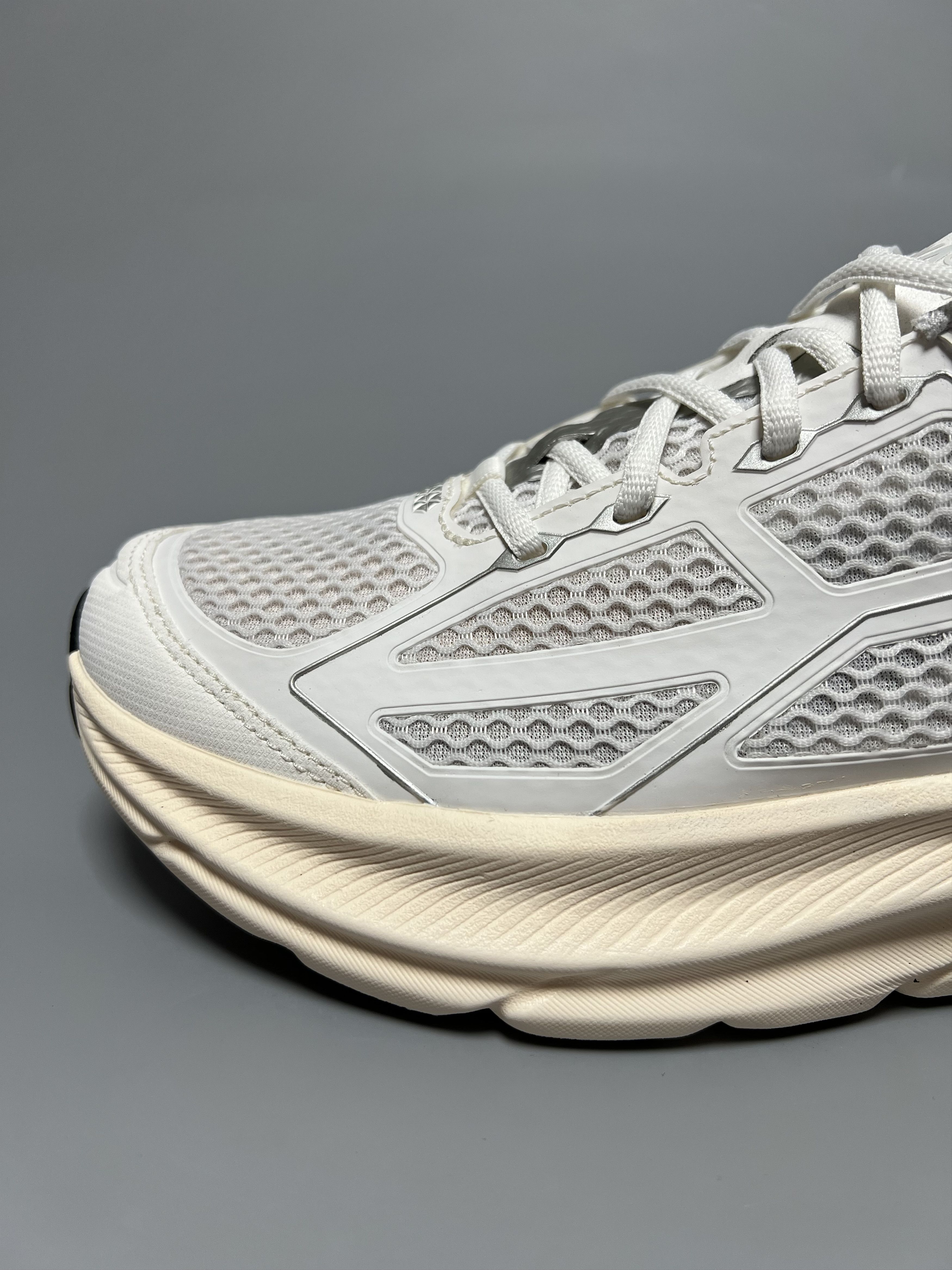 Hoka Hoka One One Clifton One9 Men’s Running Shoes 1155370-FCG Size US 10 / EU 43 - 8 Thumbnail