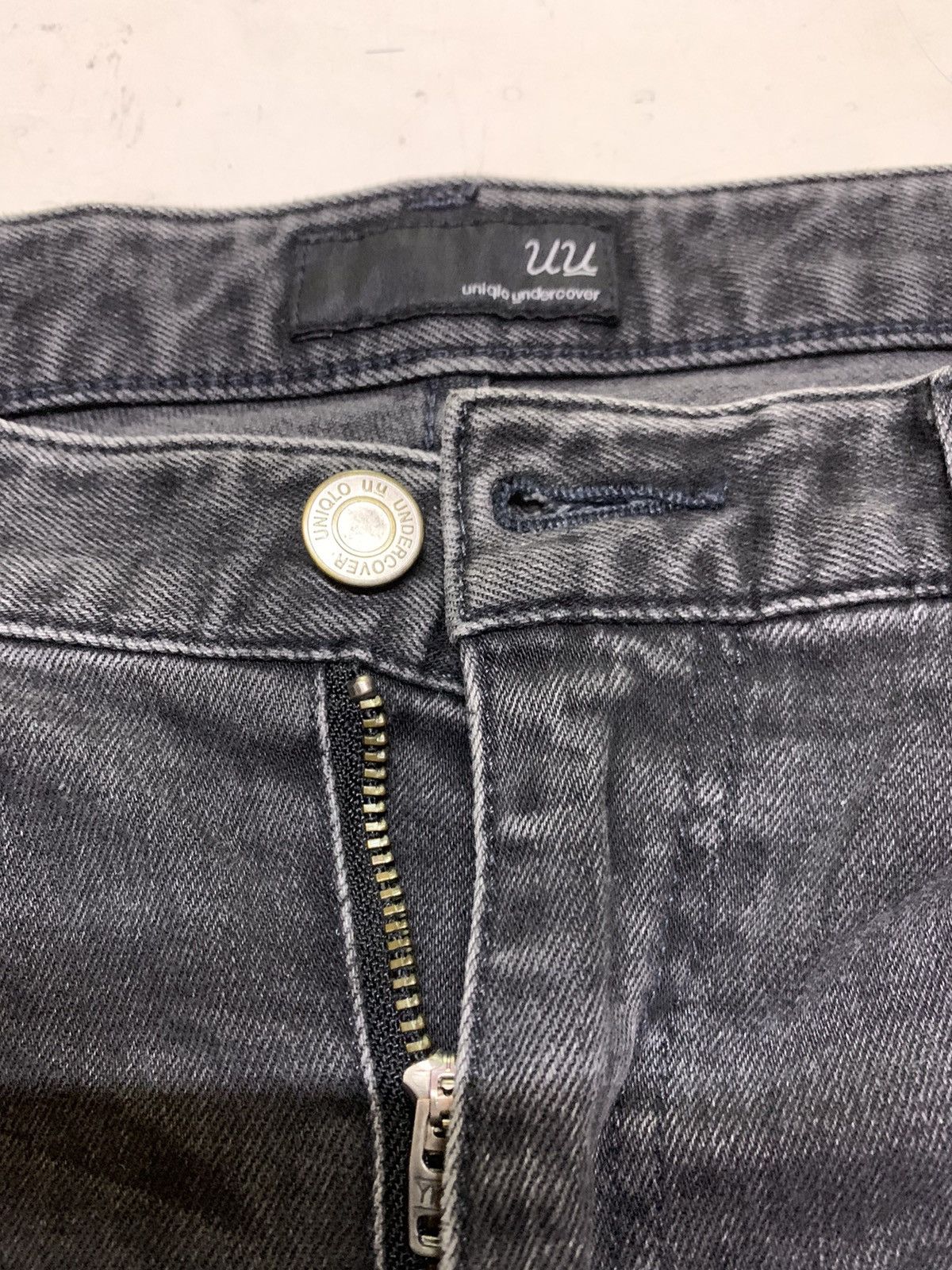 Undercover × Uniqlo UU UNDERCOVER UNIQLO SKINNY JEANS (BINDING OFFER) Size US 32 / EU 48 - 16 Thumbnail