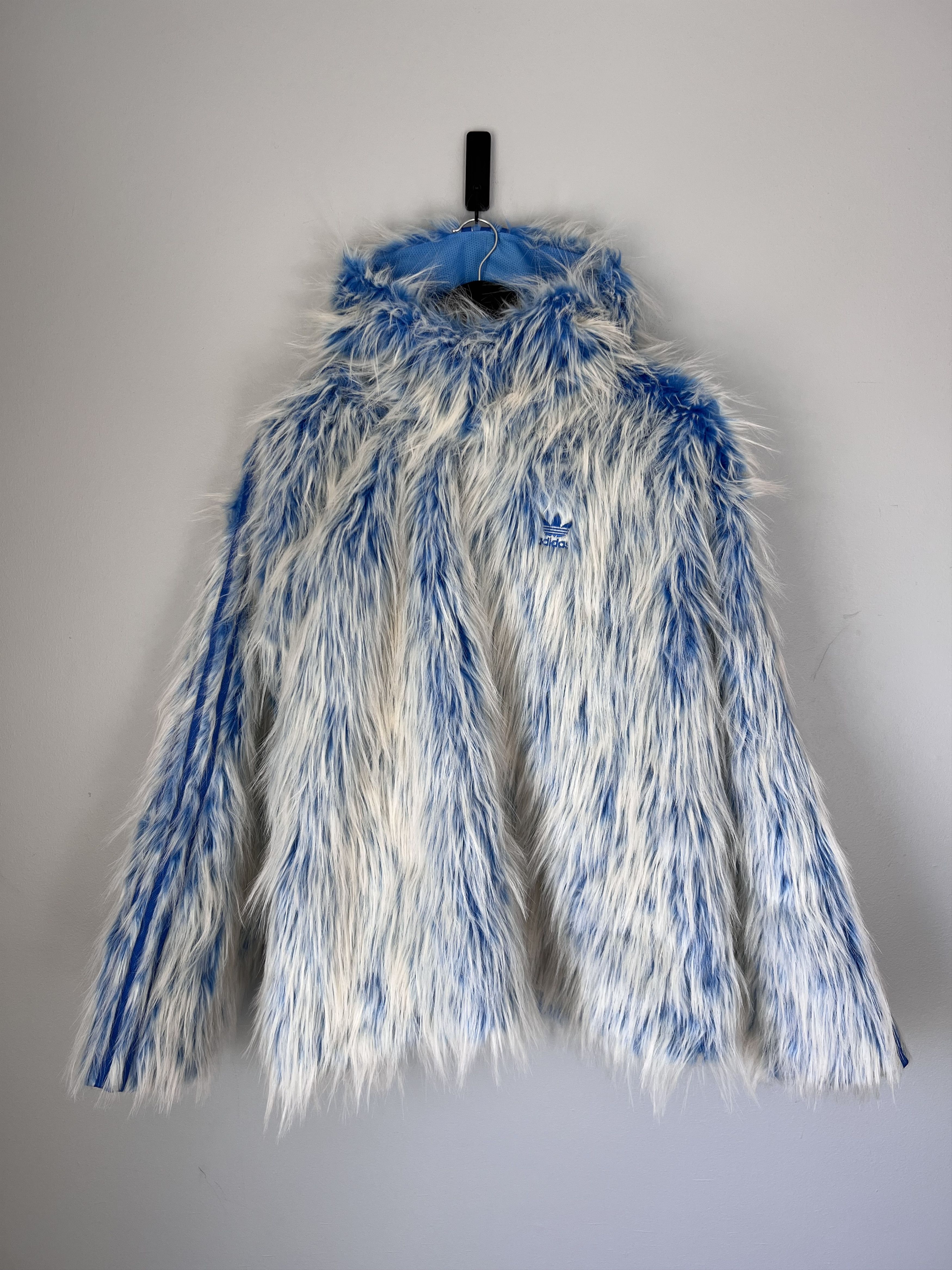 Adidas Kerwin Frost Adidas Yeti Track Suit in White Blue Size US M / EU 48-50 / 2 - 1 Thumbnail