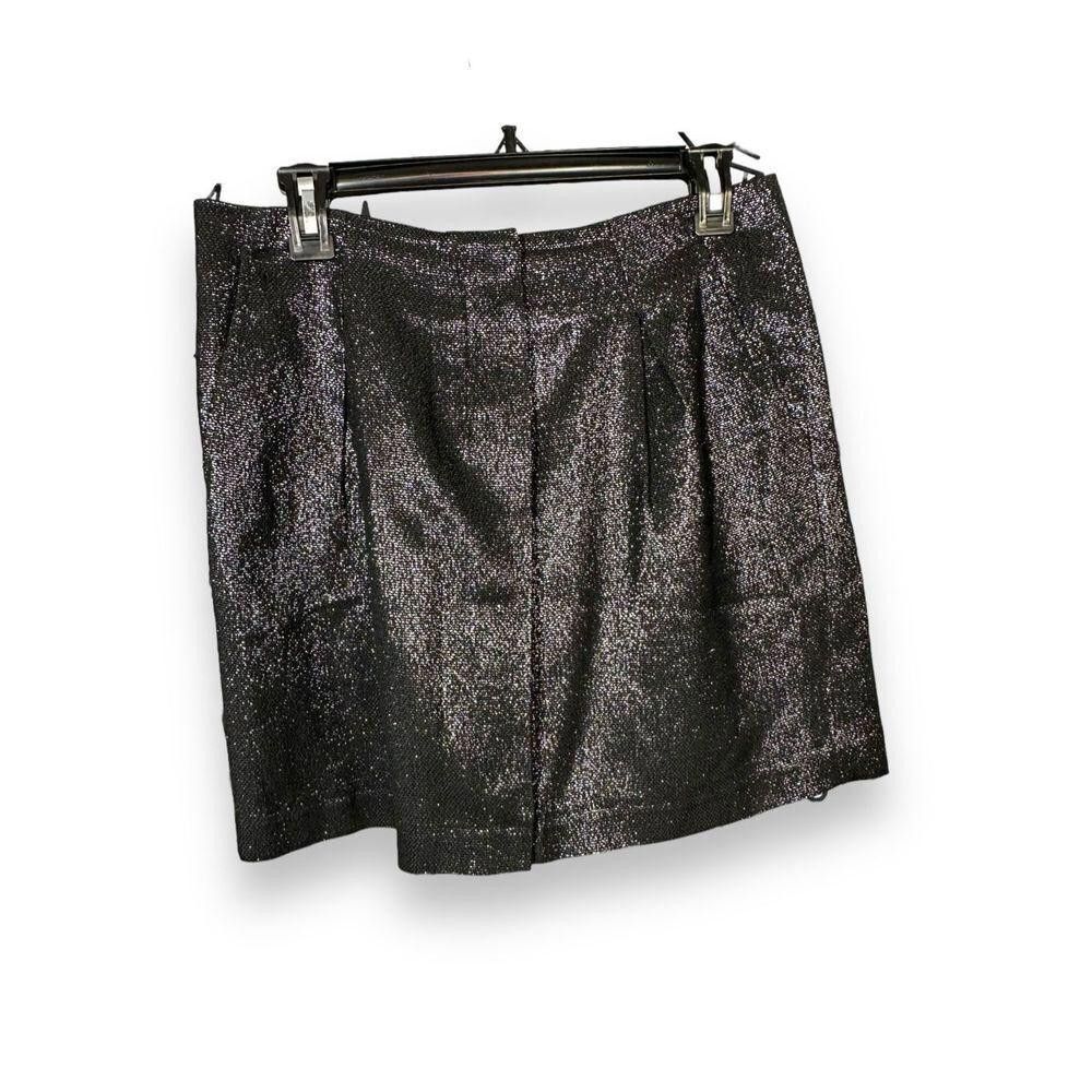 Vince Vince Black and Metallic Silver Pleated Tweed Mini Skirt 6 Size 28" / US 6 / IT 42 - 1 Thumbnail