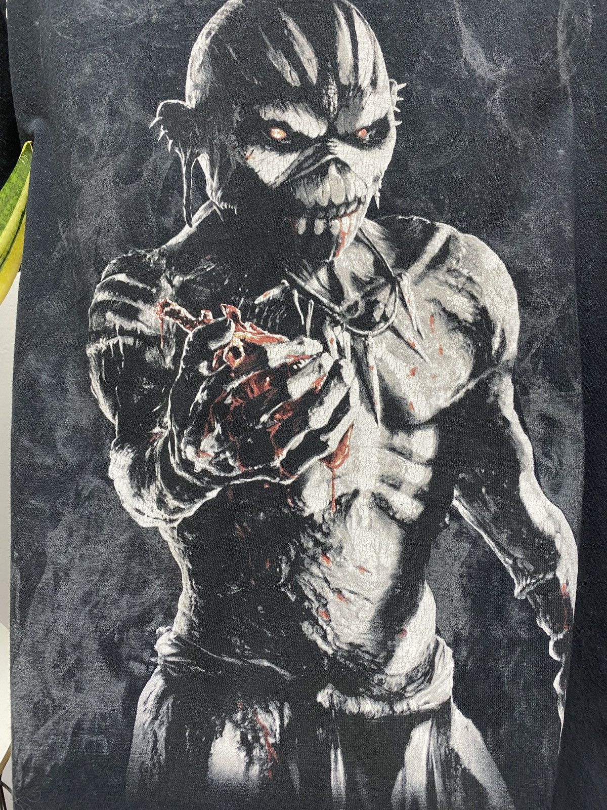 Band Tees × Iron Maiden × Vintage Vintage Iron Maiden “The Book of Souls” Tee Size US L / EU 52-54 / 3 - 8 Thumbnail