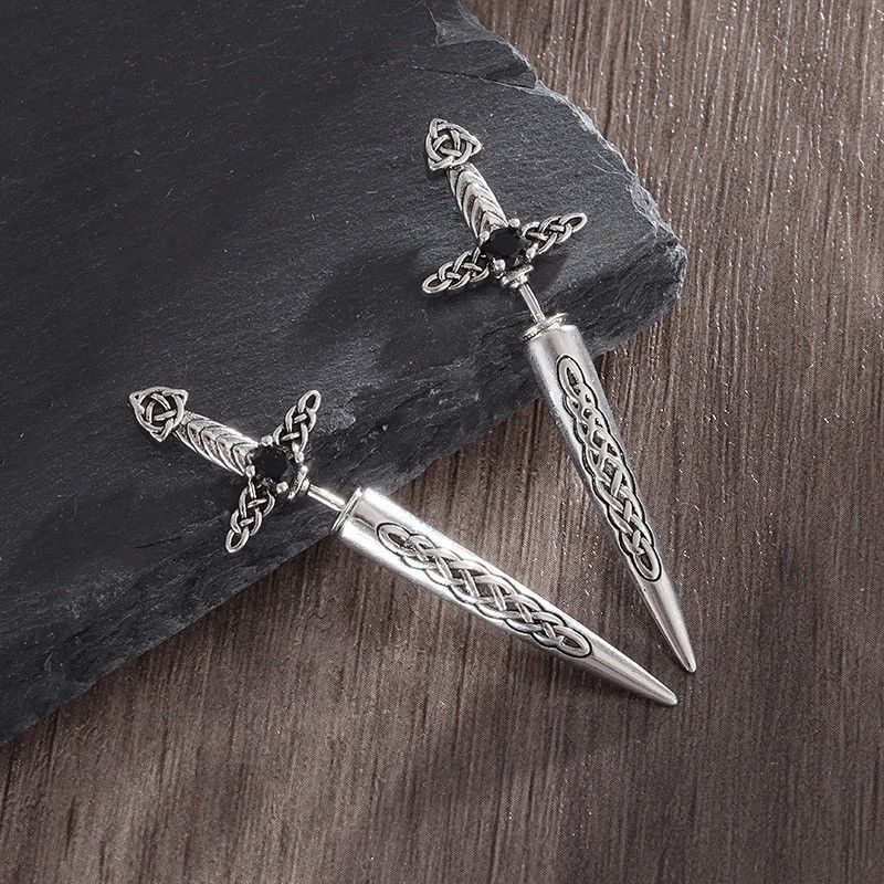 Jewelry × Vintage Trinity Celtic Knot Sword Stud Earrings Size ONE SIZE - 4 Thumbnail