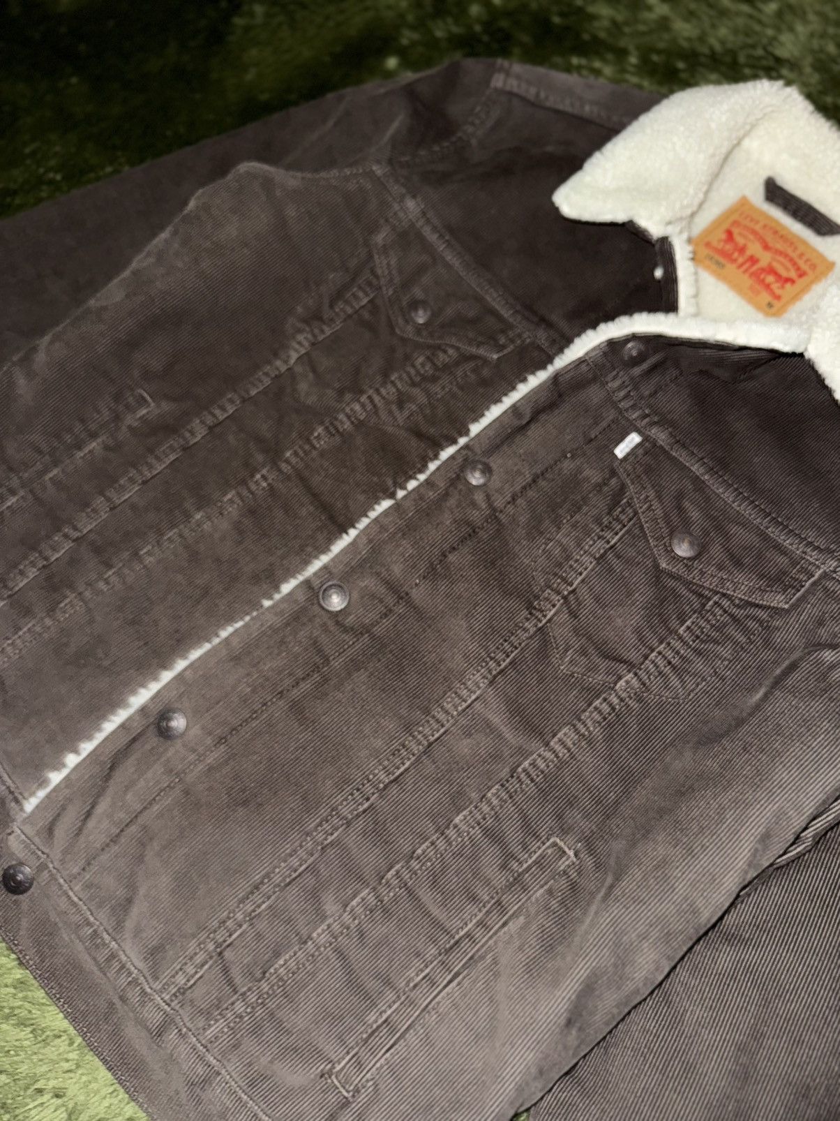 Levi's [M] Levi’s Type III Corduroy Sherpa Jacket (Brown) Size US M / EU 48-50 / 2 - 4 Thumbnail