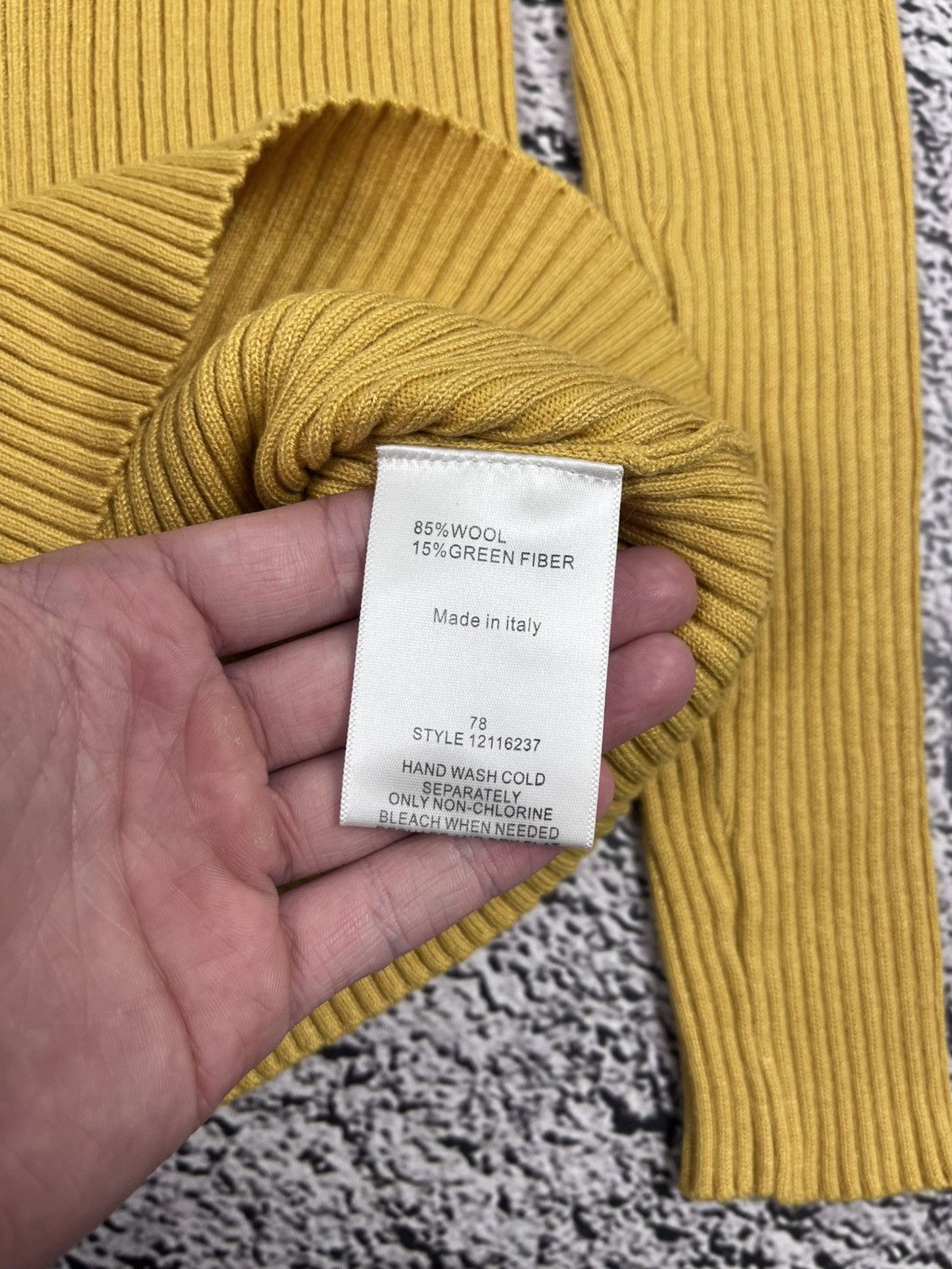 Tory Burch Tory Burch Ribbed Henley Wool Top Light Sweater size M Size M / US 6-8 / IT 42-44 - 7 Thumbnail