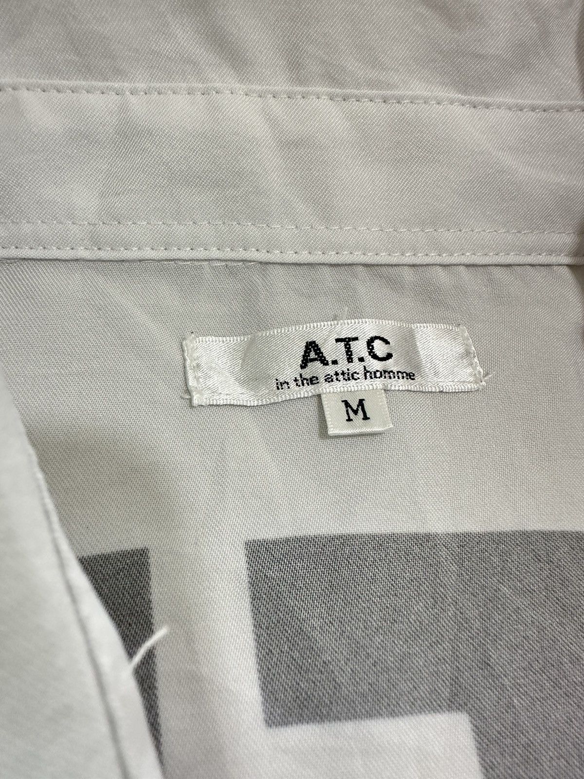 If Six Was Nine In the Attic H Oversized Button Up Shirt Substitute Success Size US M / EU 48-50 / 2 - 5 Thumbnail