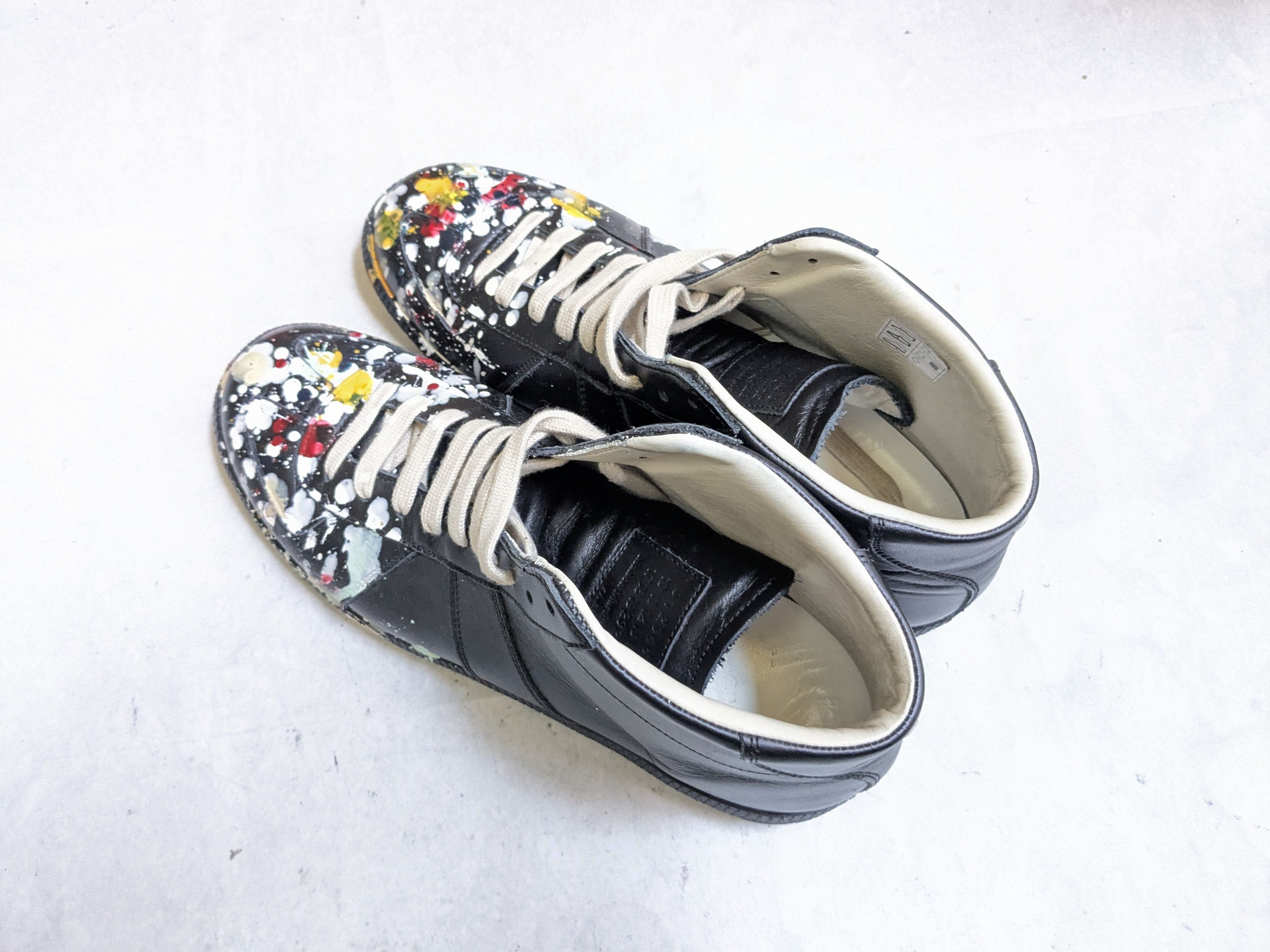 Maison Margiela Maison Margiela GAT Replica Paint Splatter Black 9 42 Highs Size US 9 / EU 42 - 14 Thumbnail