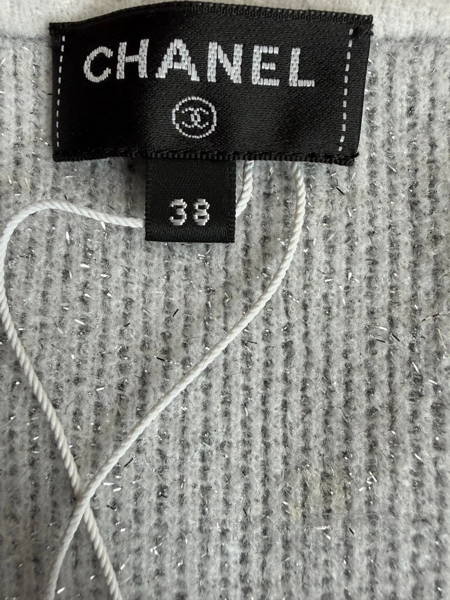 Chanel Chanel 22A Silver Knit Cardigan Coat. Size US S / EU 44-46 / 1 - 4 Thumbnail
