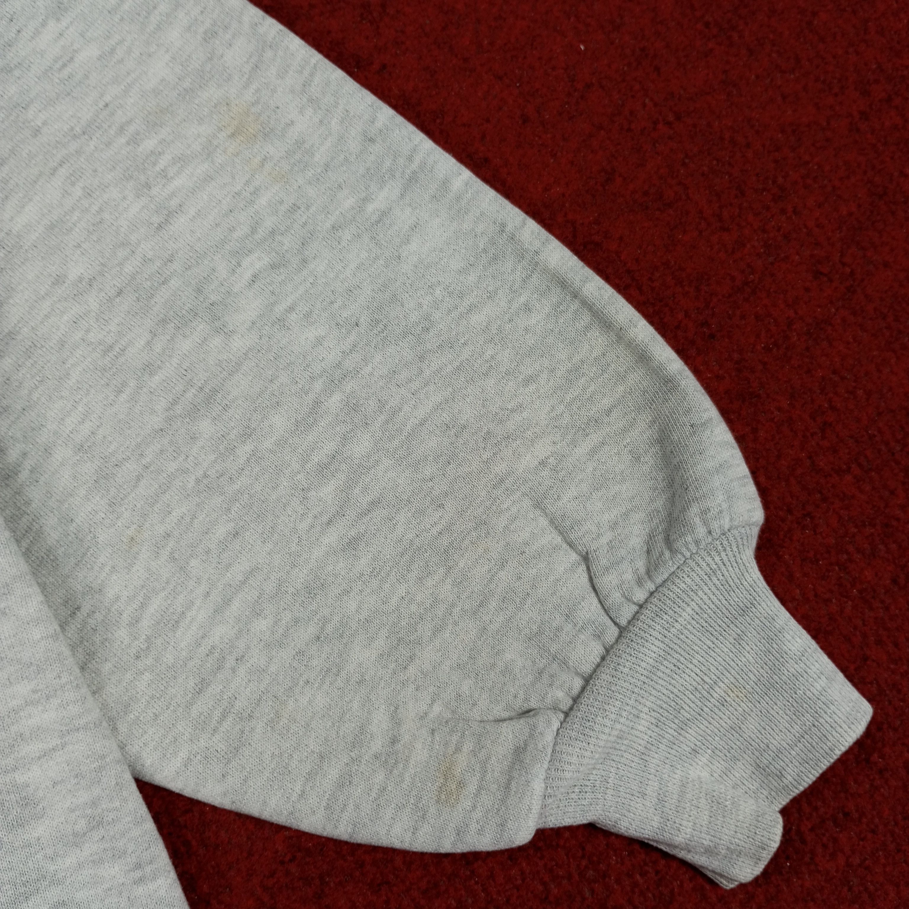 Vintage Leo Lions Center Embroidery Design Streetwear Sweatshirt Size US XL / EU 56 / 4 - 4 Thumbnail