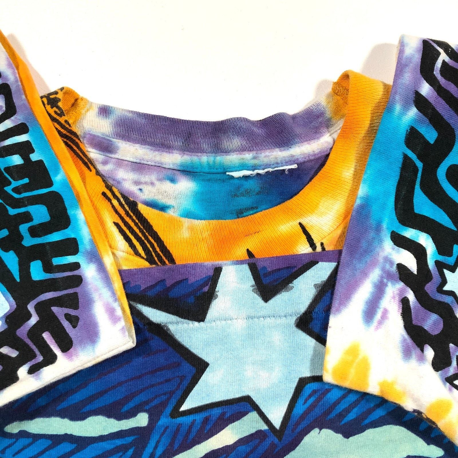 Liquid Blue × Vintage Vintage 1992 Liquid Blue Sun & Moon AOP Horoscope Tee Size US L / EU 52-54 / 3 - 4 Thumbnail