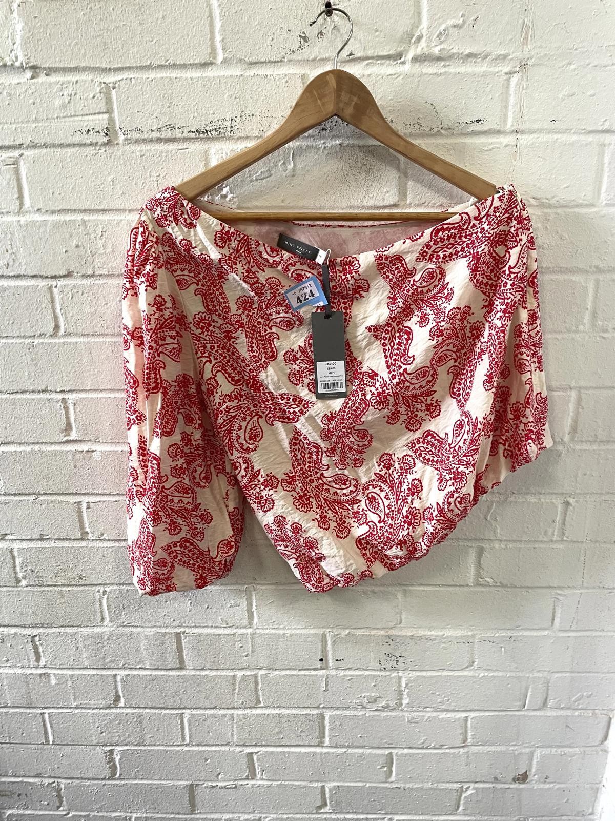 Designer Mint Velvet Ivory and Red Paisley Print Blouse, Medium Size M / US 6-8 / IT 42-44 - 2 Thumbnail