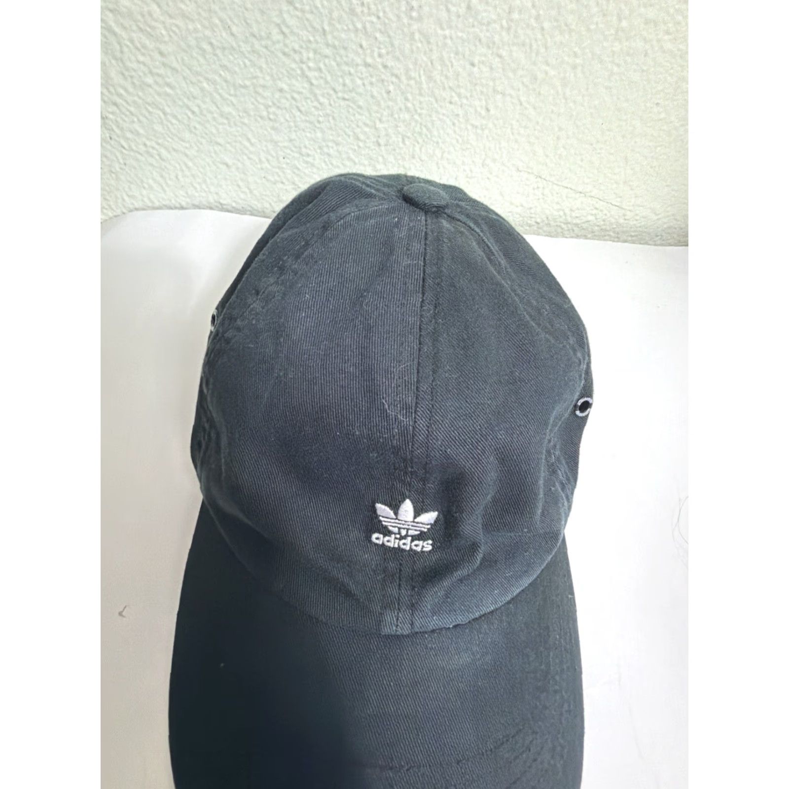 Adidas Adidas Strapback Baseball Hat Mini Logo Black White Trefoil Dad Hat Adjustable Men One Size Cap Size ONE SIZE - 6 Thumbnail