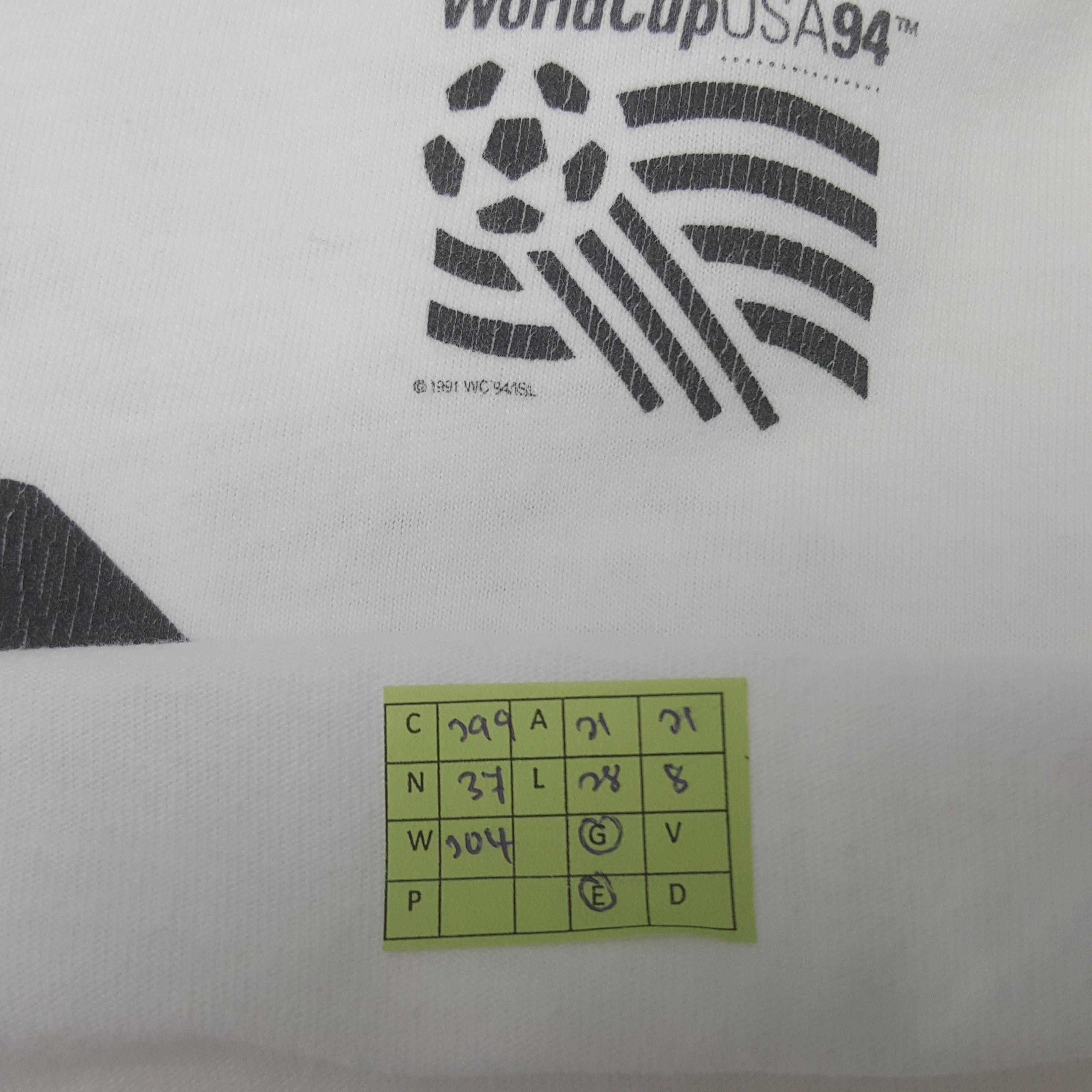 Vintage Vintage World Cup USA 94 Soccer Tshirt C299N37 Size US L / EU 52-54 / 3 - 7 Thumbnail