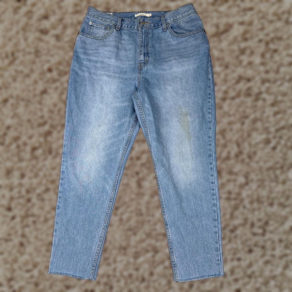 Levi's Levis Premium Jeans Womens 32x27 Blue Mom Jean High Rise Straight Leg Raw Hem Size 24" / US 00 / IT 34 - 1 Thumbnail