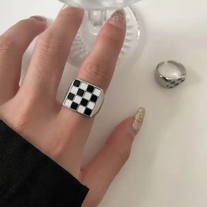 Jewelry × Vintage Chessboard Design Vintage Rings Size ONE SIZE - 1 Thumbnail
