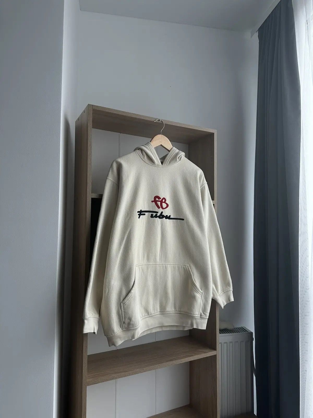 Fubu × Vintage Vintage Fubu Beige Center Logo Hoodie Size US XL / EU 56 / 4 - 3 Thumbnail