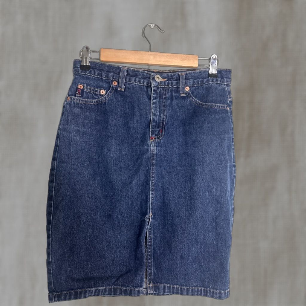 Guess VINTAGE Guess Skirt Denim Women 27 Dark Wash Short Straight & Pencil Mens? Womens Size 27" / US 4 / IT 40 - 1 Thumbnail