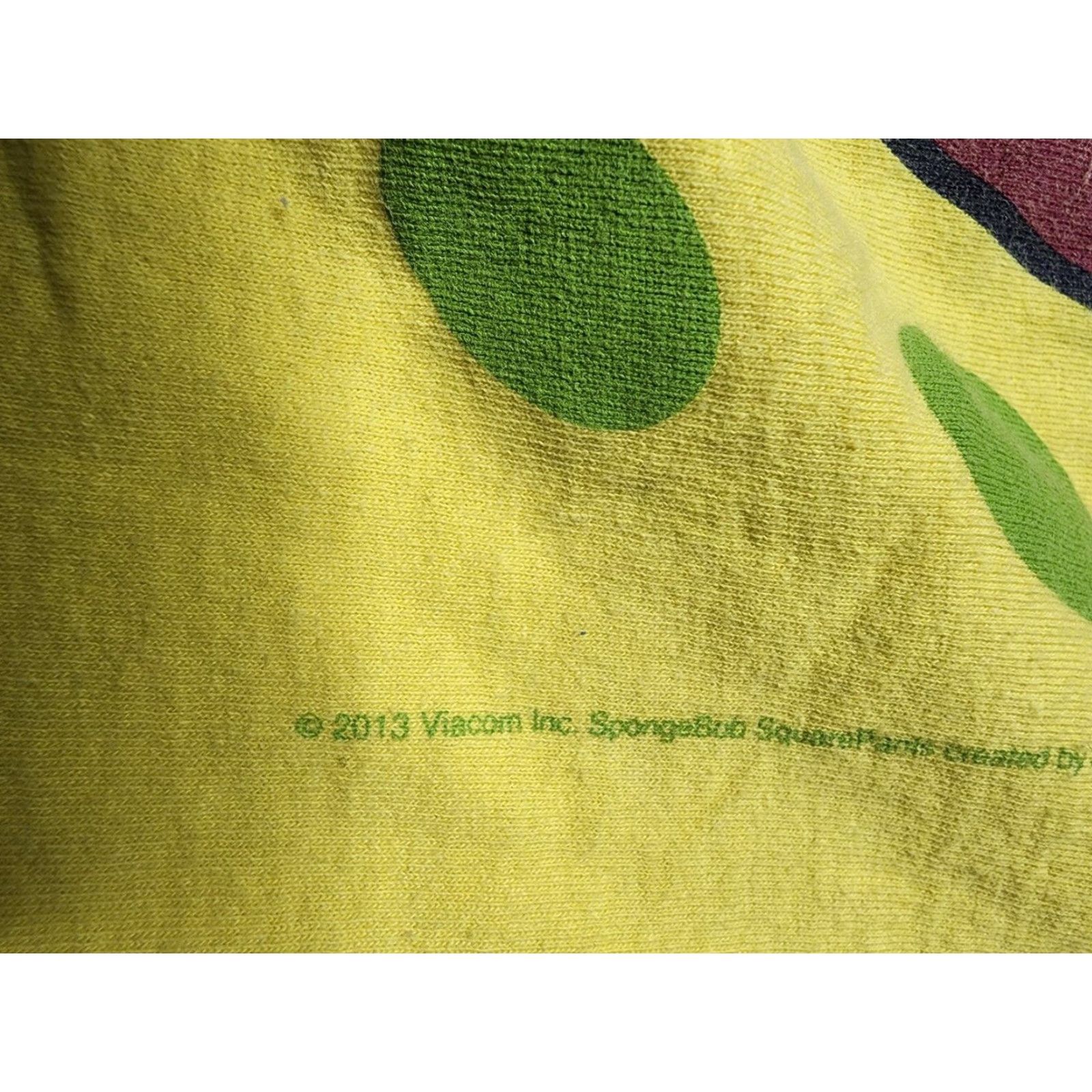 Fruit Of The Loom VINTAGE SpongeBob SquarePants Shirt Adult Medium Yellow Graphic Tee Smiling Bob Image 2014 Fruit of the Loom Mens Size US M / EU 48-50 / 2 - 4 Thumbnail