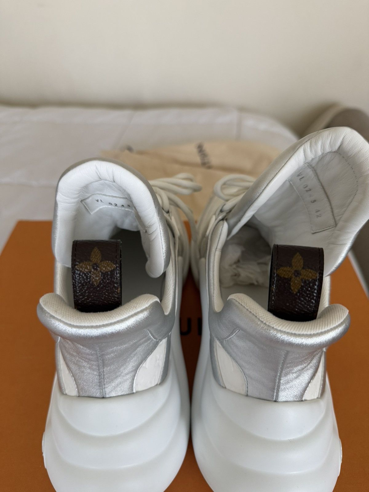 Louis Vuitton Louis Vuittion Archlight Sneakers Size US 12 / IT 42 - 4 Thumbnail