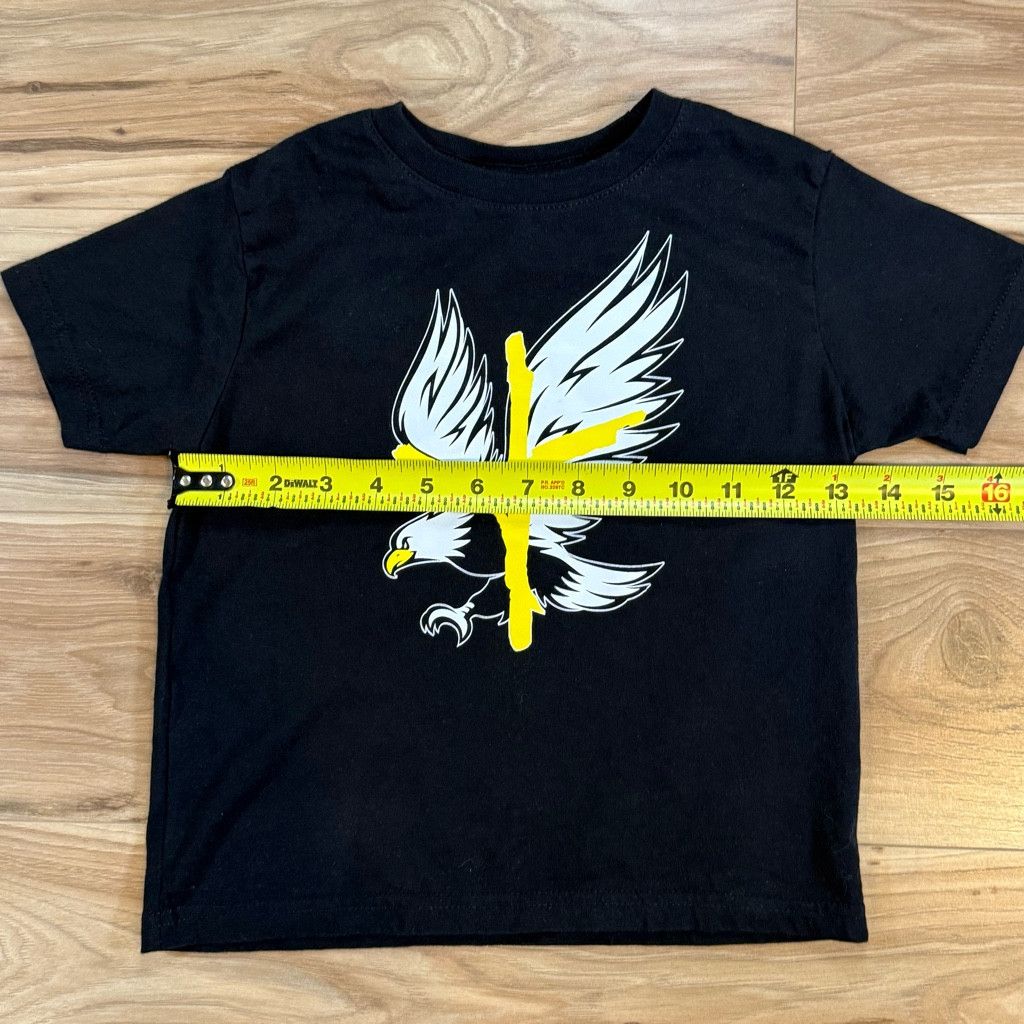 J Brand Kids Size 4 Christian “Our Savior” Eagle Cross T-Shirt Size US S / EU 44-46 / 1 - 3 Thumbnail