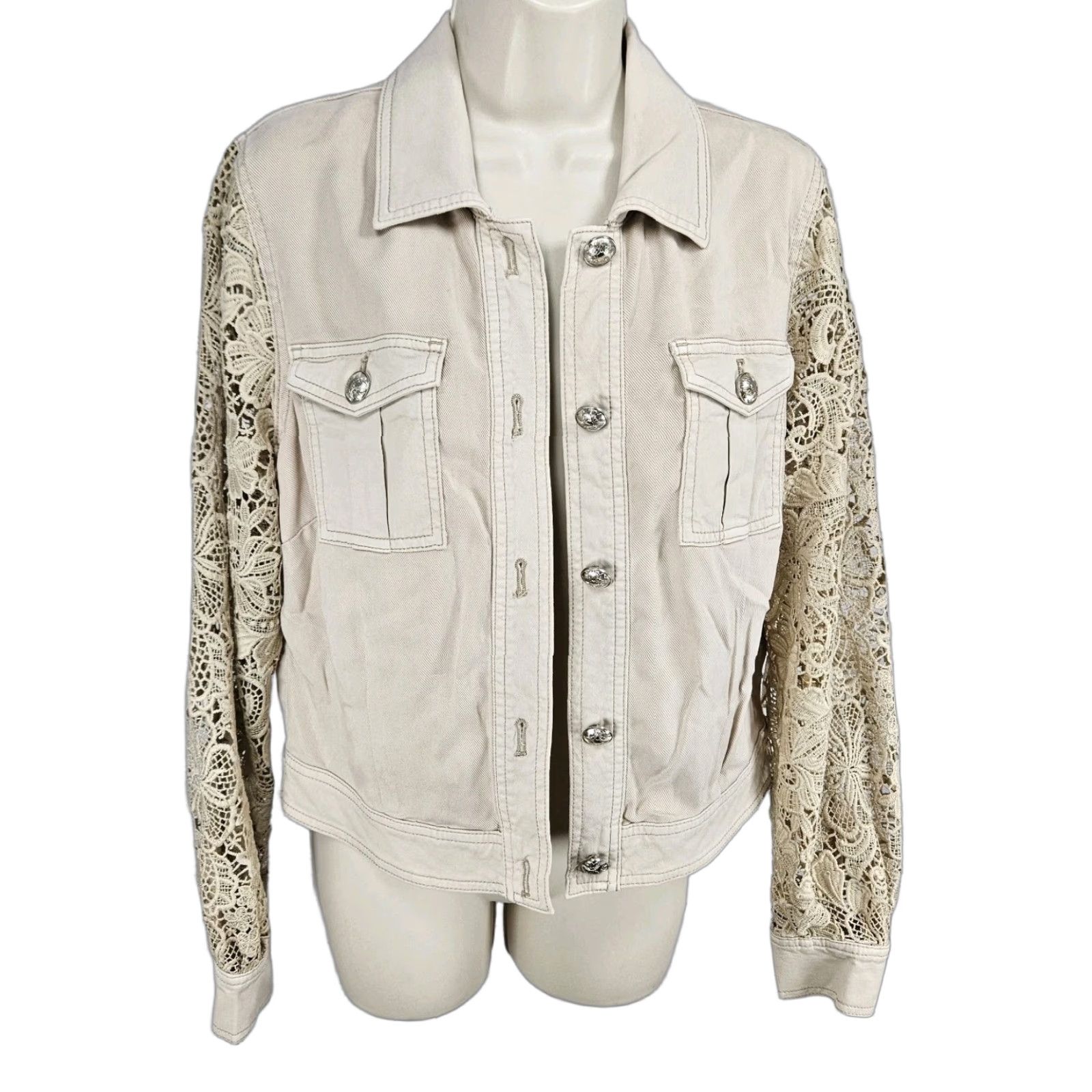 White House Black Market White House Black Market Beige Lace Long Sleeve Buttoned Utililty Jacket 10 Womens Size L / US 10 / IT 46 - 1 Thumbnail