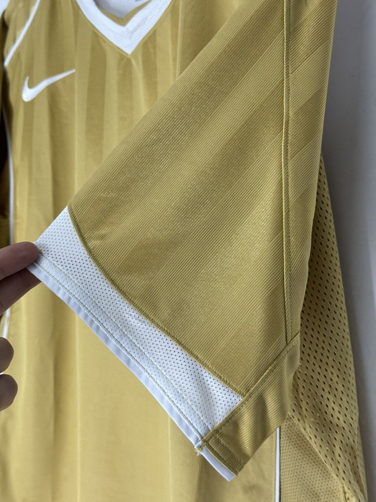 Nike Nike Total 90 Gold Soccer Jersey Men’s Size US XL / EU 56 / 4 - 8 Thumbnail