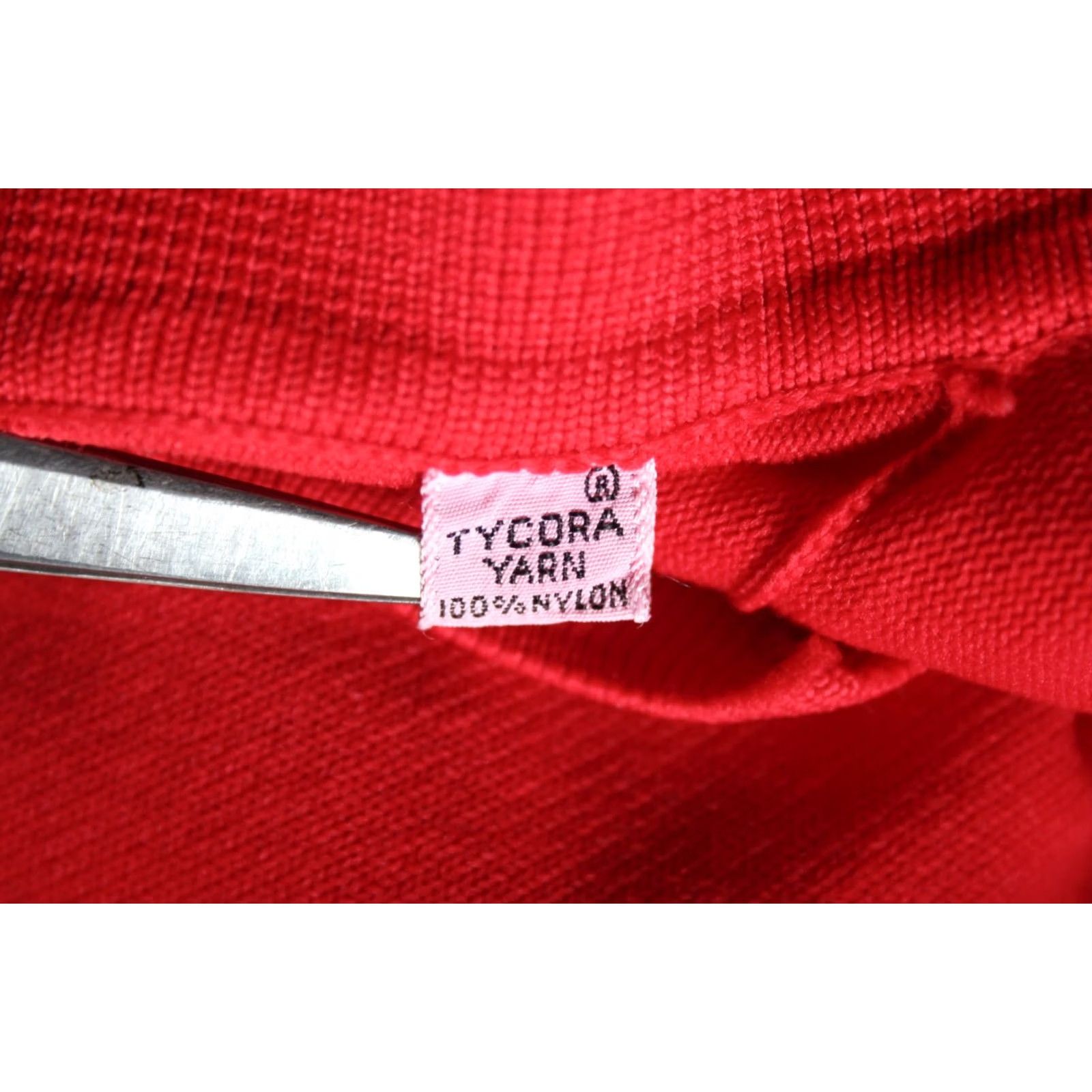Vintage VINTAGE Marshall Field's & Co Bright Red Nylon Tycora Yarn Polo Shirt Mens M Red Nylon Pullover 90s Size US M / EU 48-50 / 2 - 6 Thumbnail