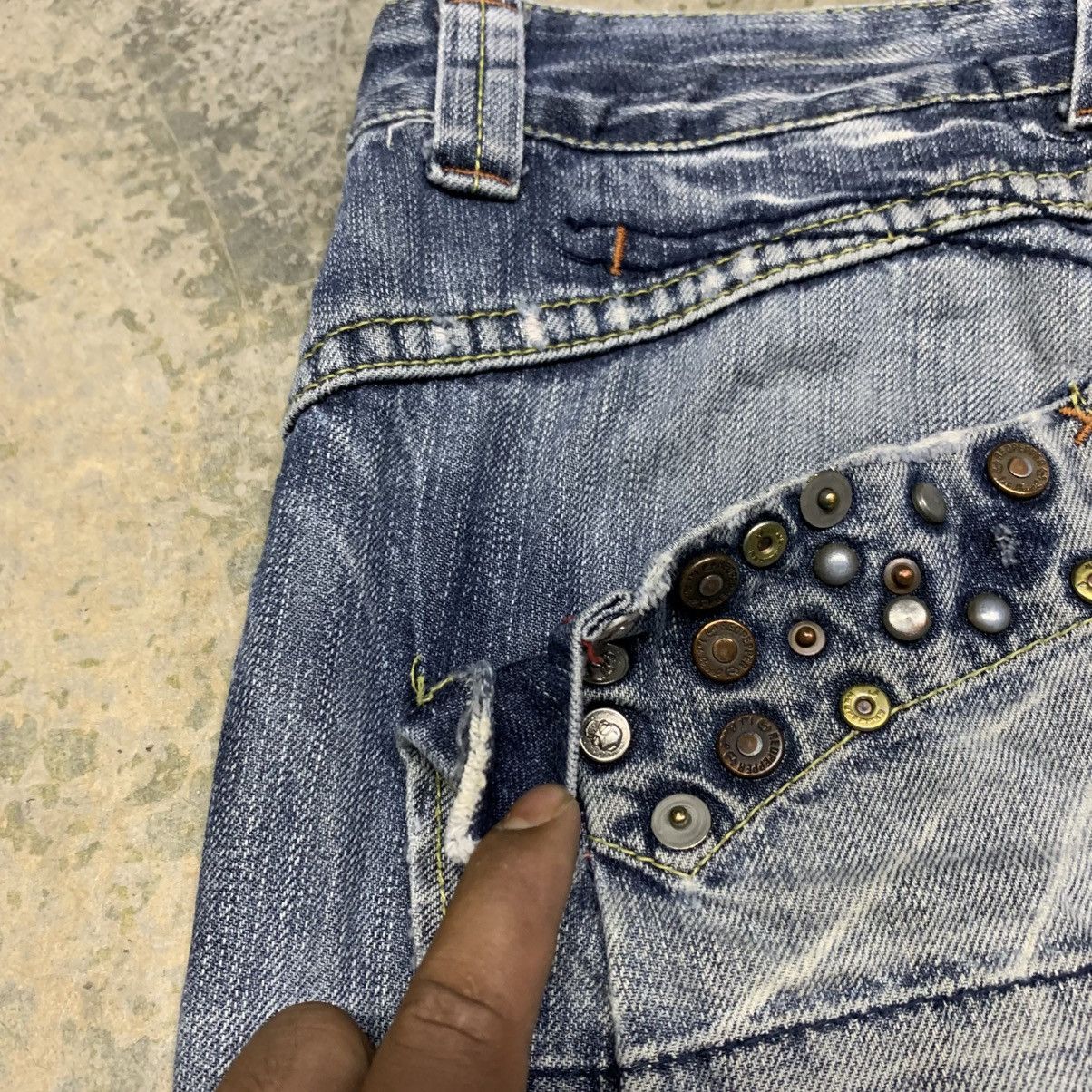 If Six Was Nine Red Pepper Red Label Clawmark Distressed Fade Studded Jean Size US 31 - 20 Thumbnail