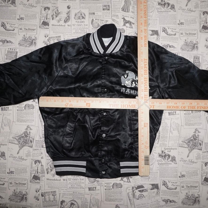 NFL Medium Vintage 80s LA Raiders NFL satin youth bomber jacket Size M / US 6-8 / IT 42-44 - 3 Thumbnail