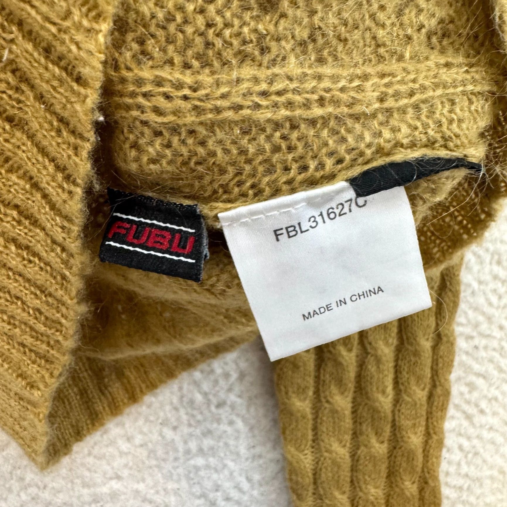 Fubu VINTAGE Fubu Crop Sweater XS Small Tan Khaki Cable Knit Preppy Academia Beige Womens Size XS / US 0-2 / IT 36-38 - 6 Thumbnail