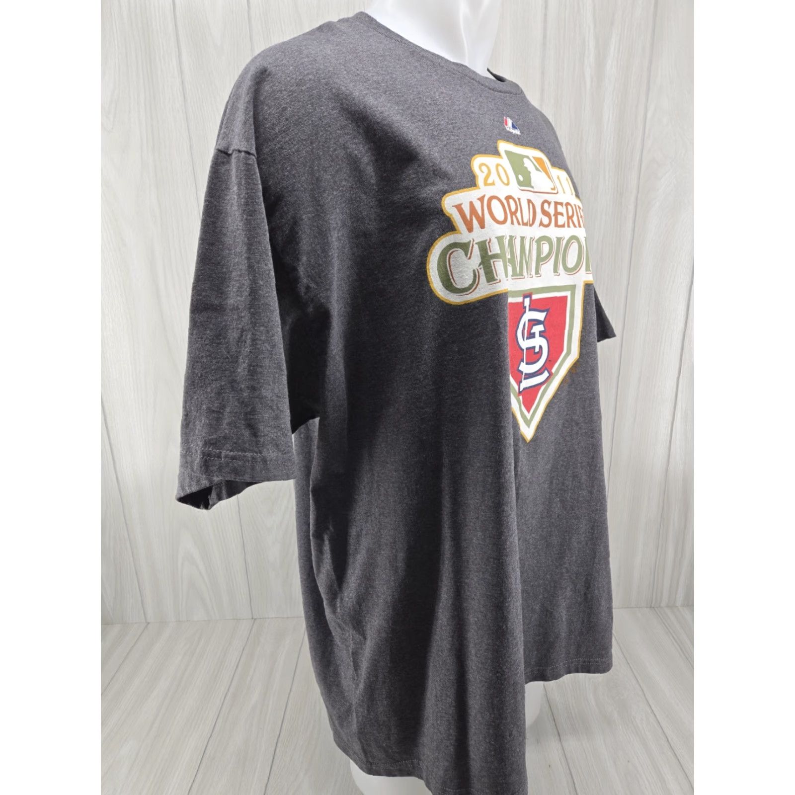 Vintage VINTAGE St. Louis Cardinals 2011 World Series Champions T-Shirt 2XL Gray Mens Short Sleeve Crew Neck Graphic Print Majestic Size US XXL / EU 58 / 5 - 7 Thumbnail