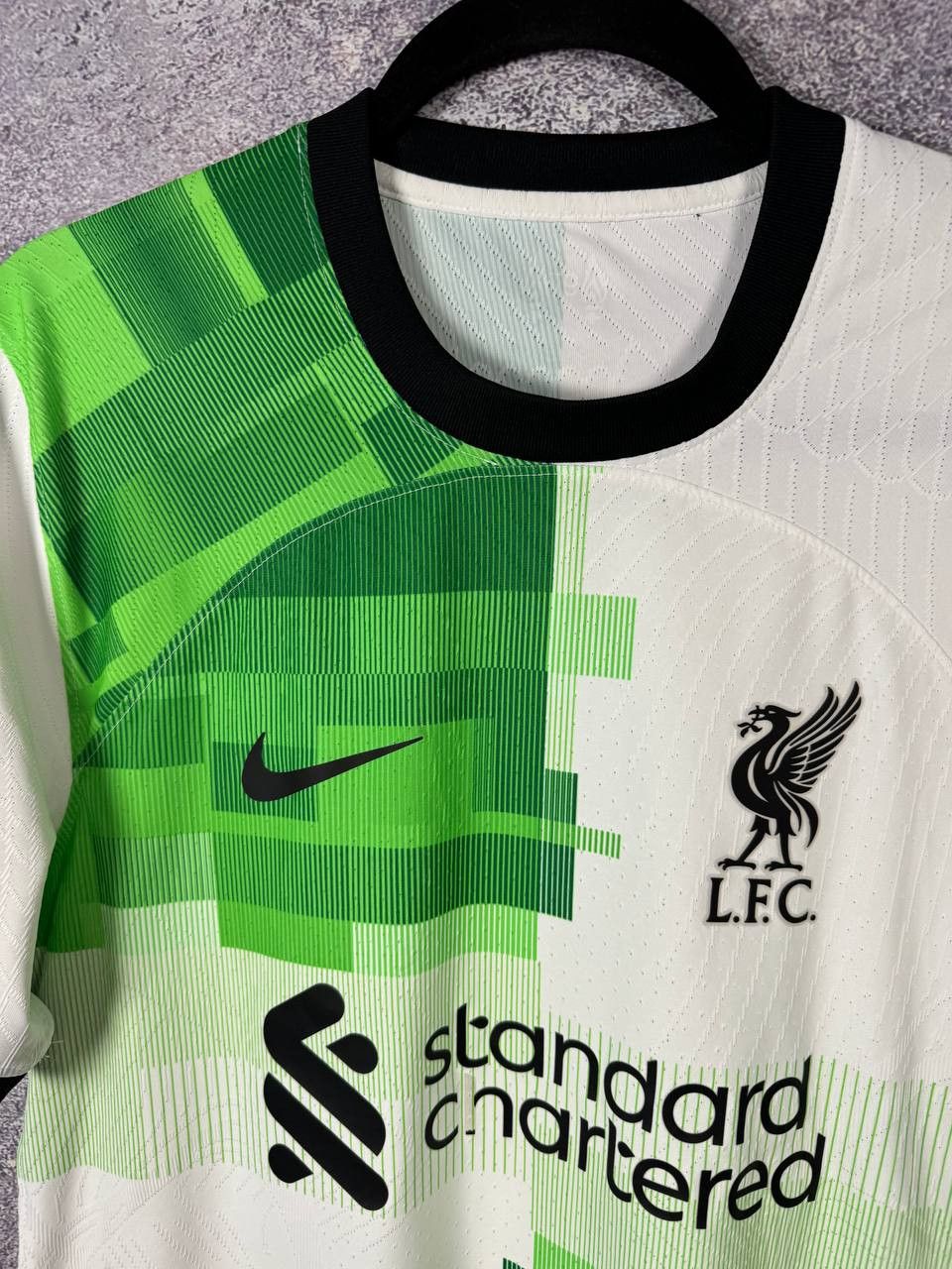 Nike M.SALAH Liverpool 2023/24 Away Nike DrifitADV Soccer Jersey Size US S / EU 44-46 / 1 - 4 Thumbnail