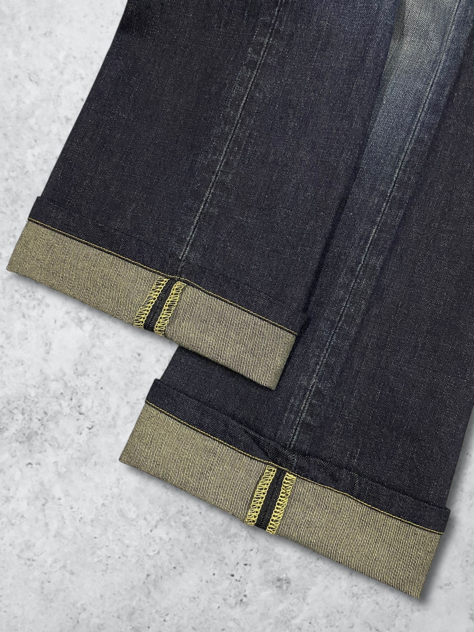 Levi's Vintage Y2K Levi’s Distressed Dark Blue Washed Bootcut Jeans Size US 29 - 9 Thumbnail