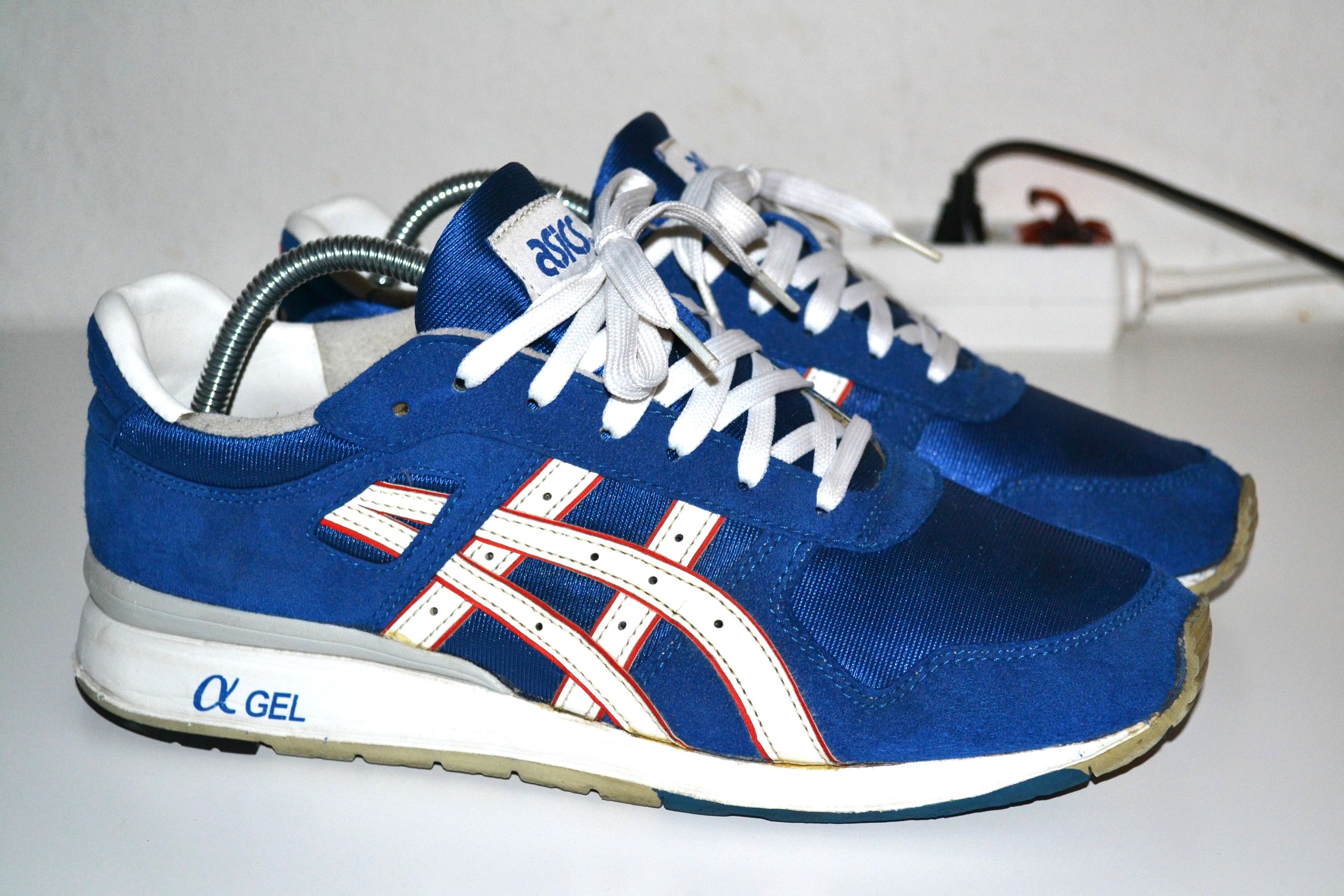 Asics Vintage Asics GT II Fresh Blue White Size US 9 / EU 42 - 1 Thumbnail