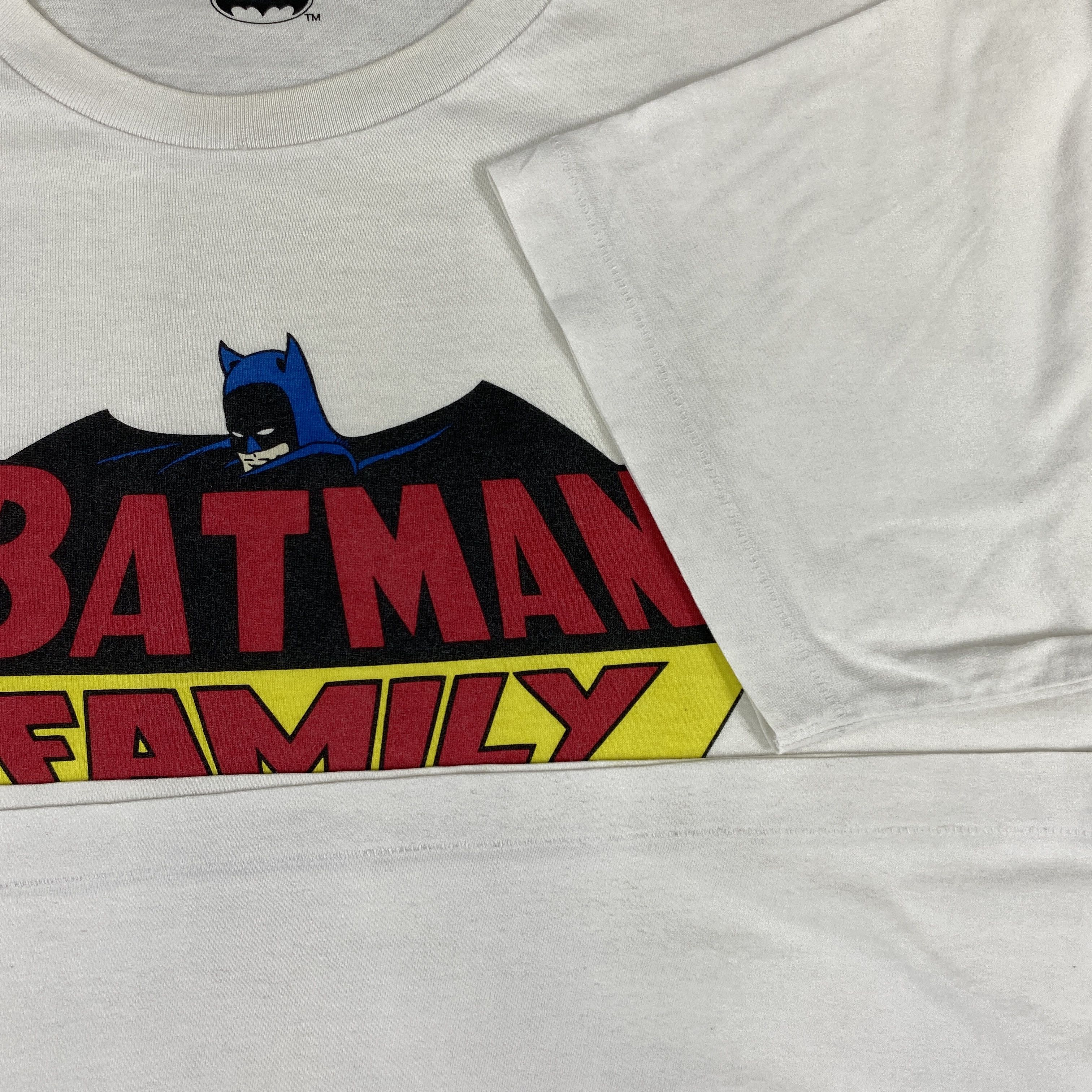 DC Comics UT Batman Family Graphic T-Shirt - L030 Size US L / EU 52-54 / 3 - 6 Thumbnail