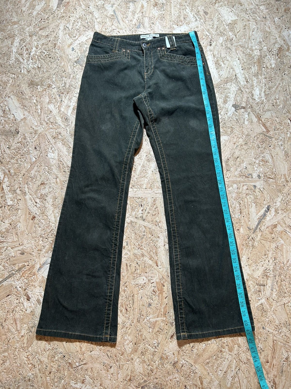 Tommy Hilfiger Tommy Hilfiger Corduroy Flare Jeans Size 31" - 19 Thumbnail