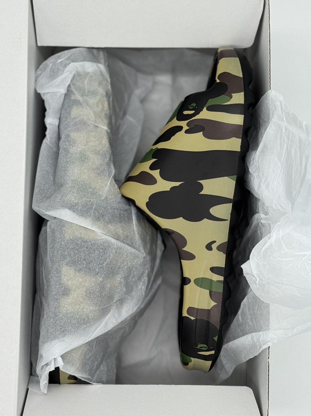 Bape Bape 1st camo slides ‘yellow’ Size US 8 / EU 41 - 1 Thumbnail