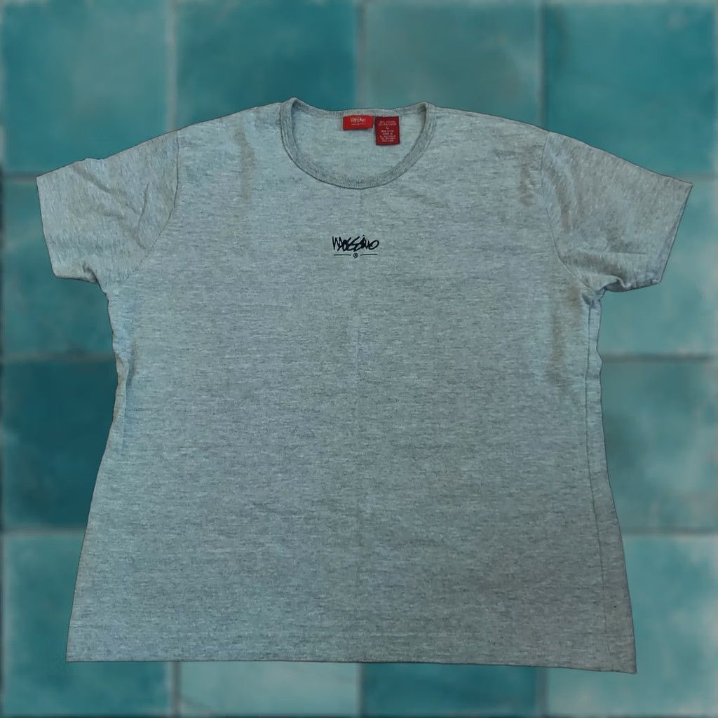 Mossimo Mossimo Women's Gray Logo T-shirt - Size L Shirt Womens Regular Cotton Polyester Short Sleeve Round Neck Logo 2000s Casual Size L / US 10 / IT 46 - 1 Thumbnail