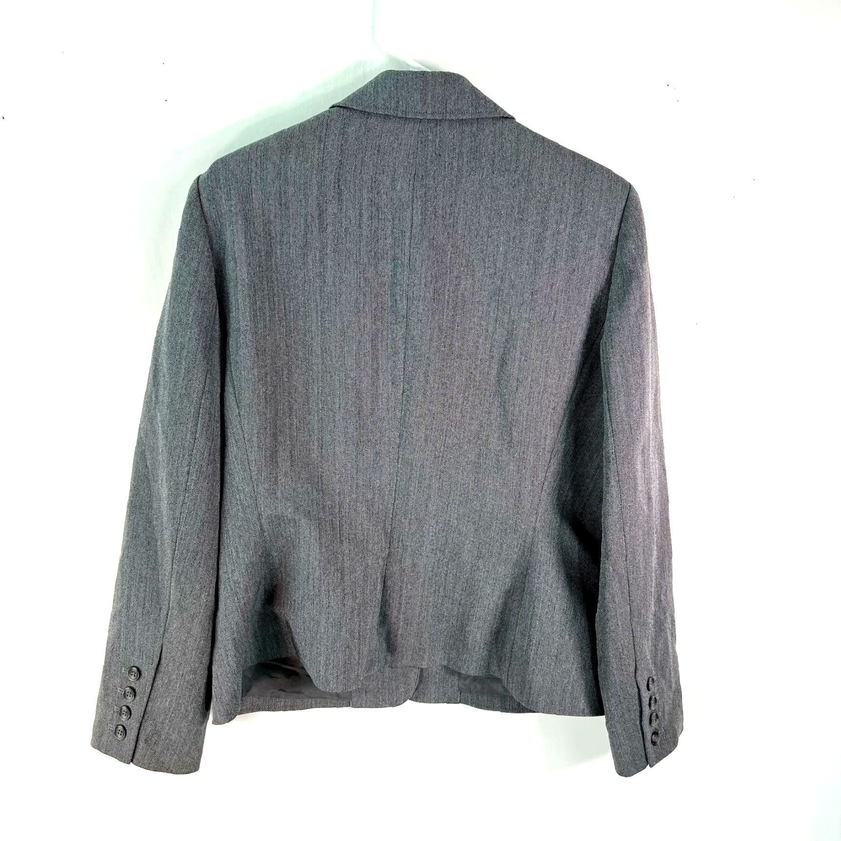 Vintage Tahari Women's Blazer Jacket Gray Herringbone Notch Lapel 4-Button 12 Formal Business Size XL / US 12-14 / IT 48-50 - 2 Thumbnail